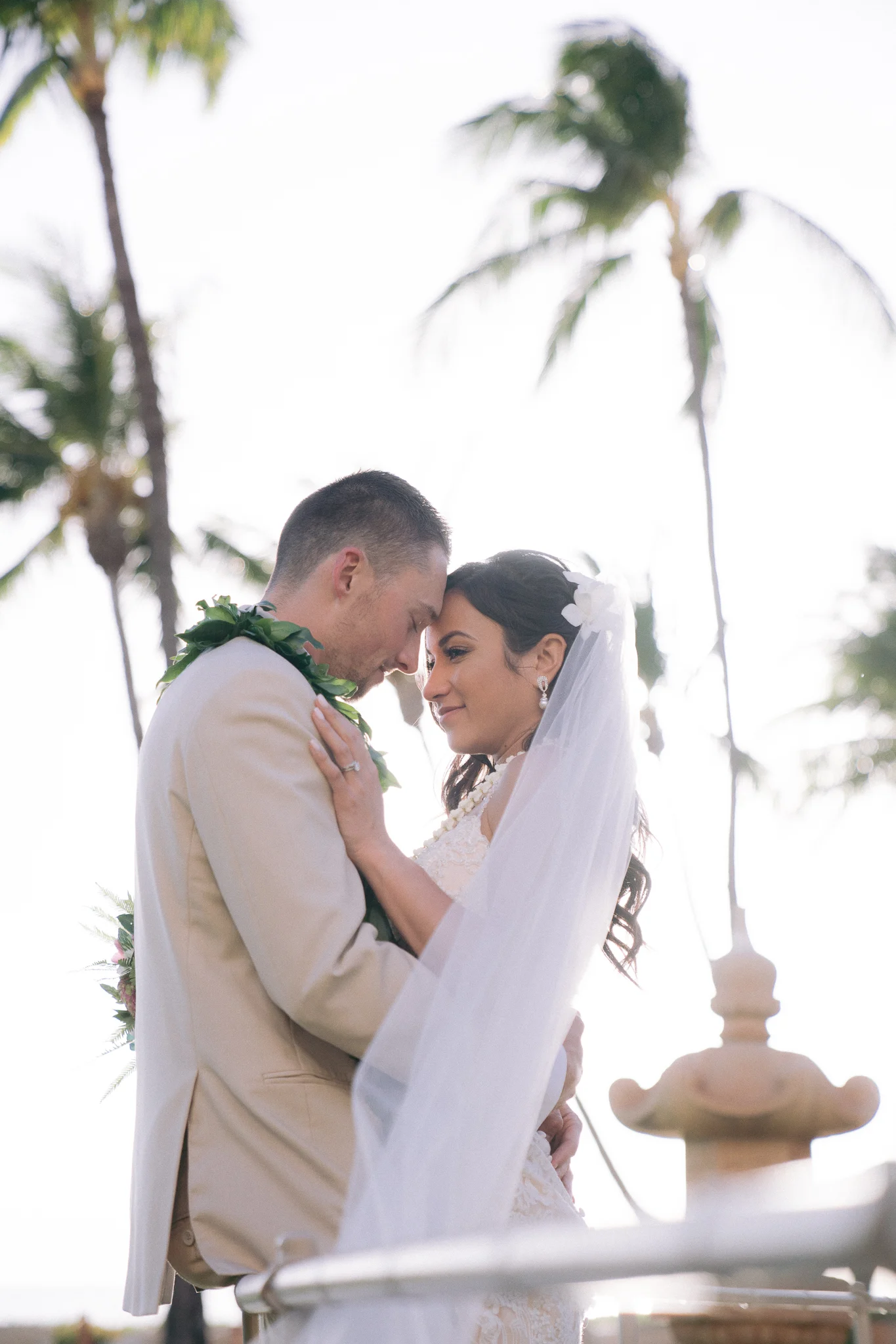 hawaii-destination-wedding-photo-12.jpg