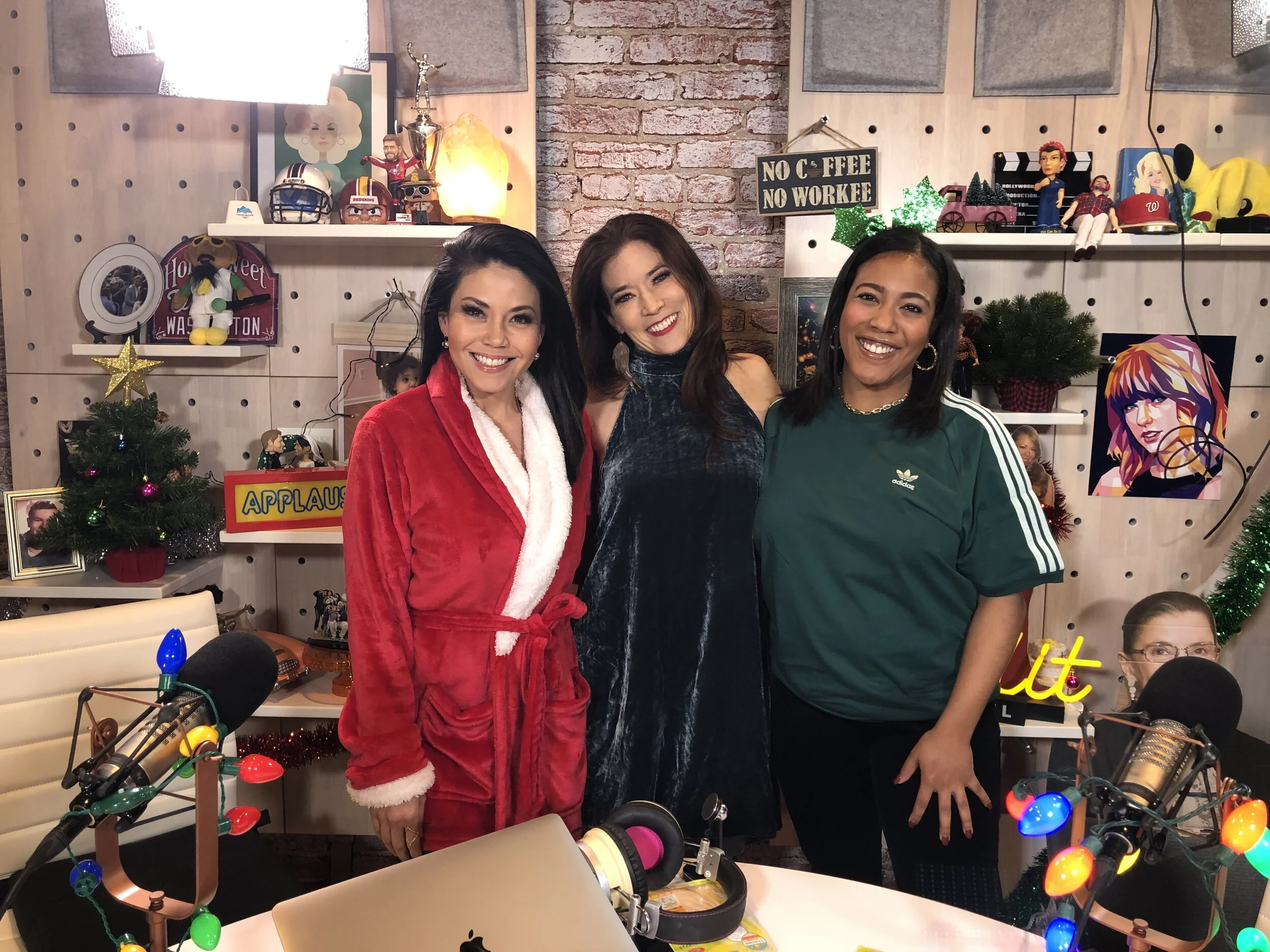 Holiday Beauty Secrets with ohmygoff!