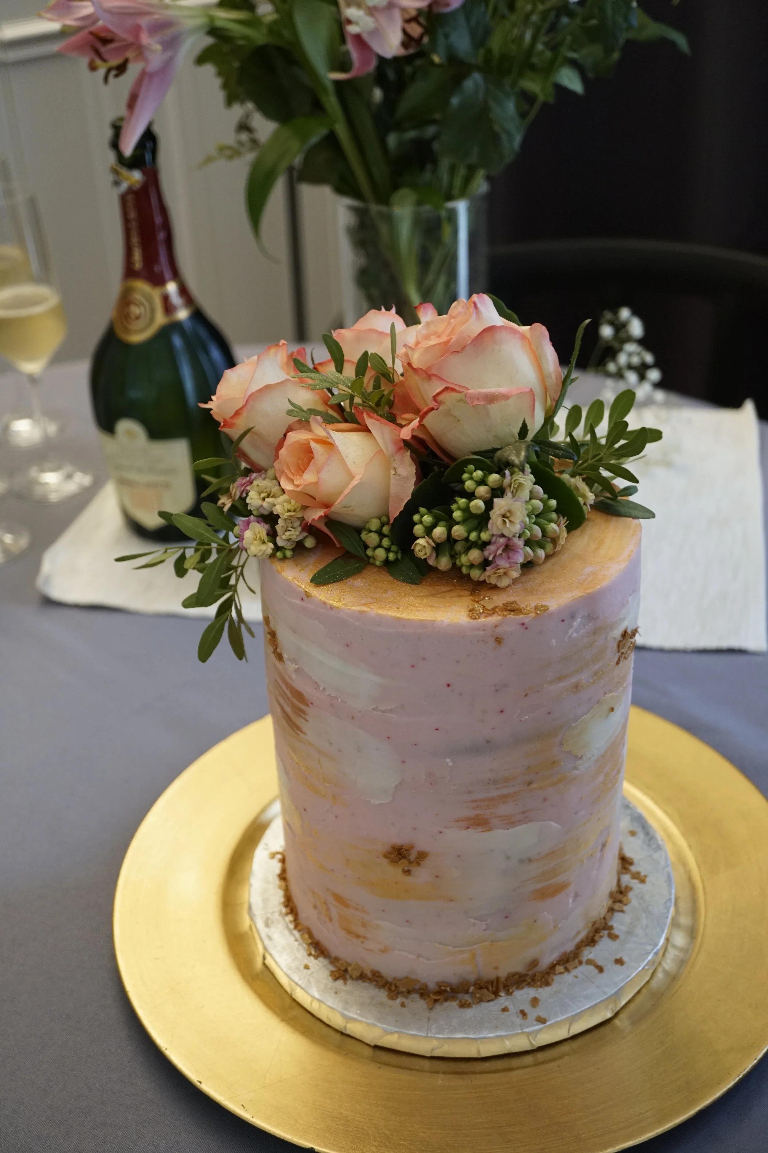 Tiramisu cake table vertical closeup.JPG