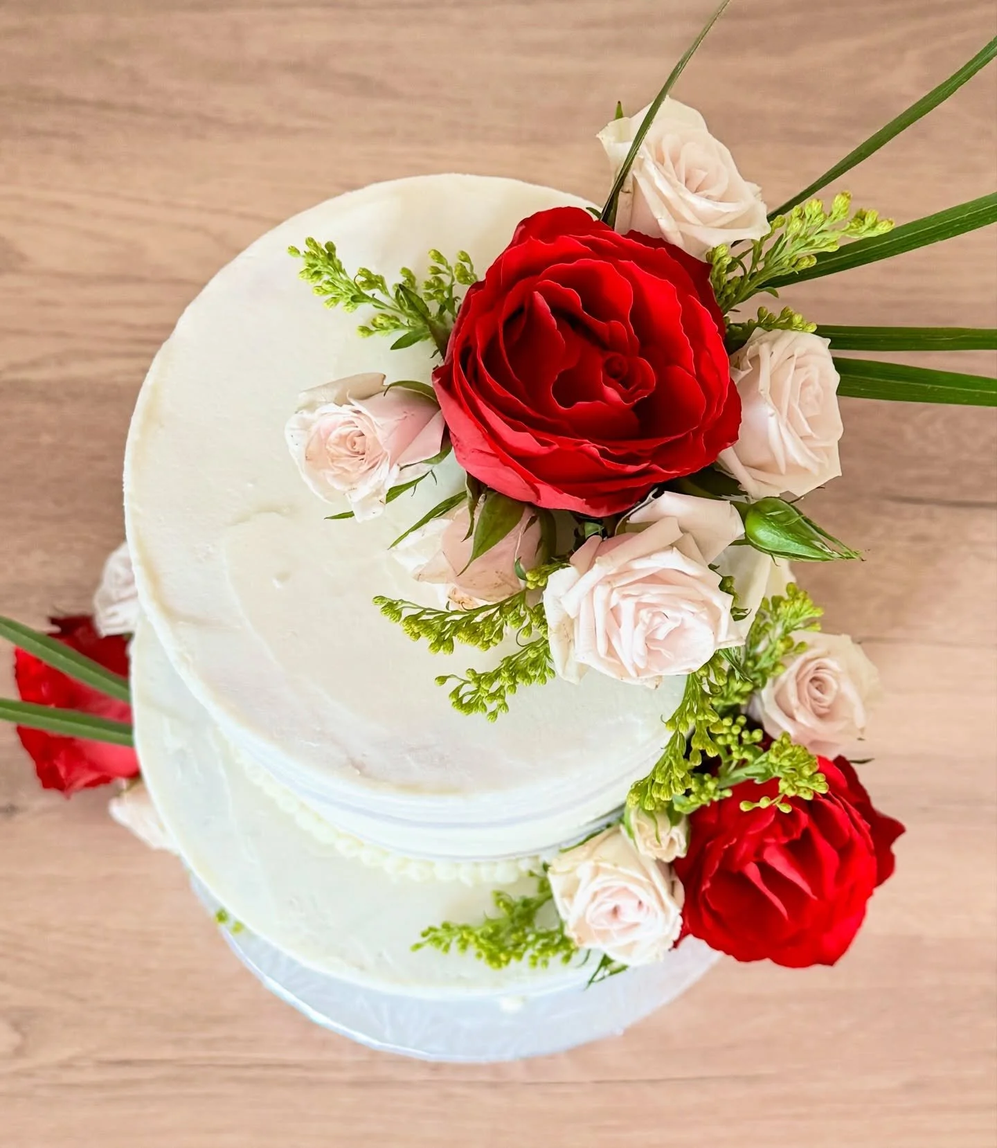 A little Valentine&rsquo;s Day wedding cake pic before I descend into chocolate madness again! 
This couple was at a wedding I helped center and did this cake 2 years ago, and so of course when it was time for their own nuptials they were sure to fin