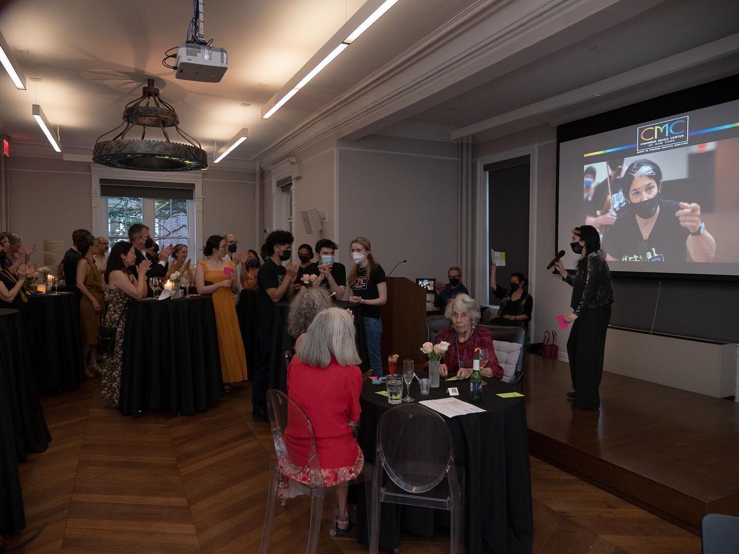 Celebrating CMC at our 2022 Gala from this past weekend. Another incredible year for the books, rounding out our season with our finale at Carnegie Hall tomorrow at 7pm. Smiles all around! 

#music #cmc #chambermusiccenterofnewyork #violin #violinist