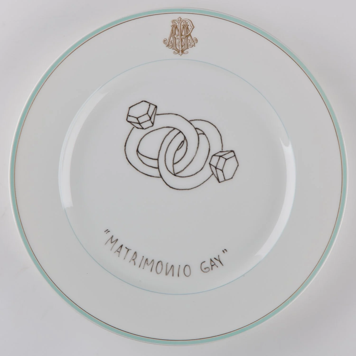 "Matrimonio gay" Esmalte sobre plato antiguo 25 cm diámetro. 2012