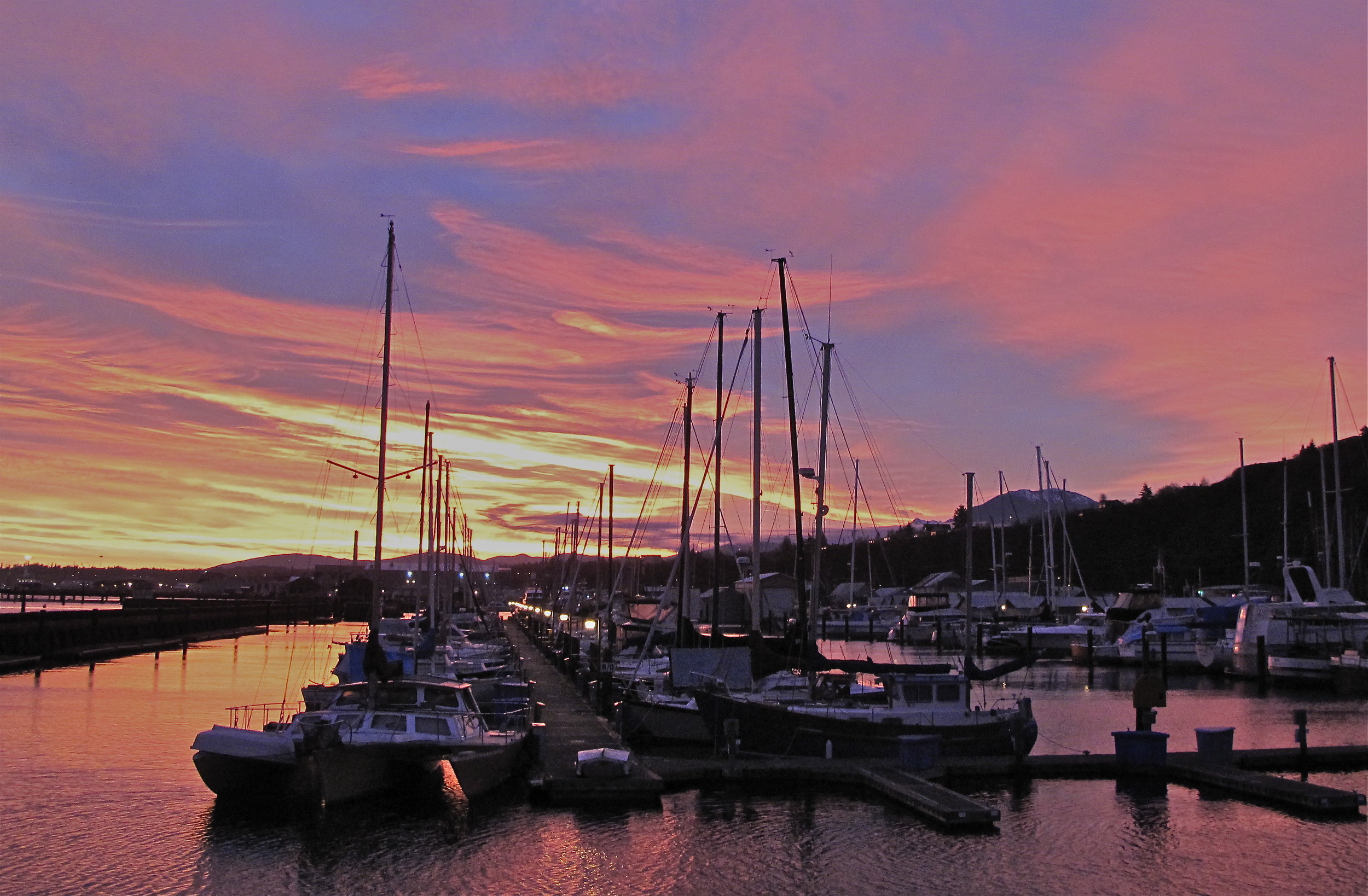 Sunrise January 6 2010 002.jpg