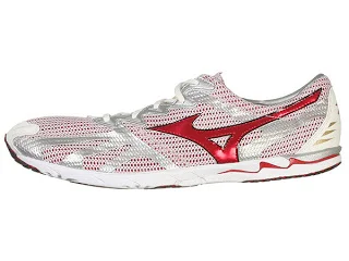 Minimal: Mizuno Wave Universe 3 weighs 3.6 oz with a 2mm heel drop (18mm forefoot, 16mm rearfoot)