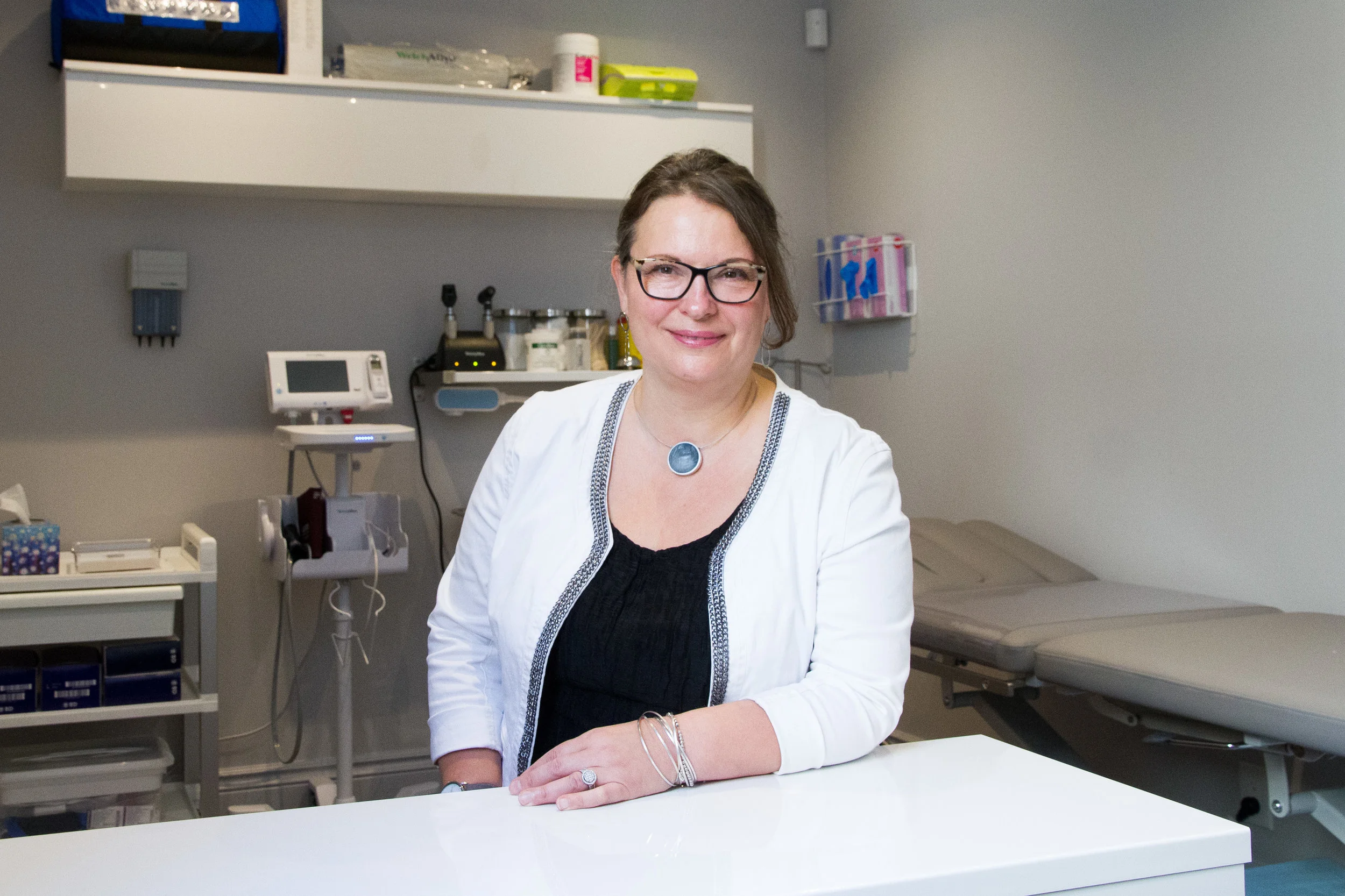 Dr. Simona Scurtu