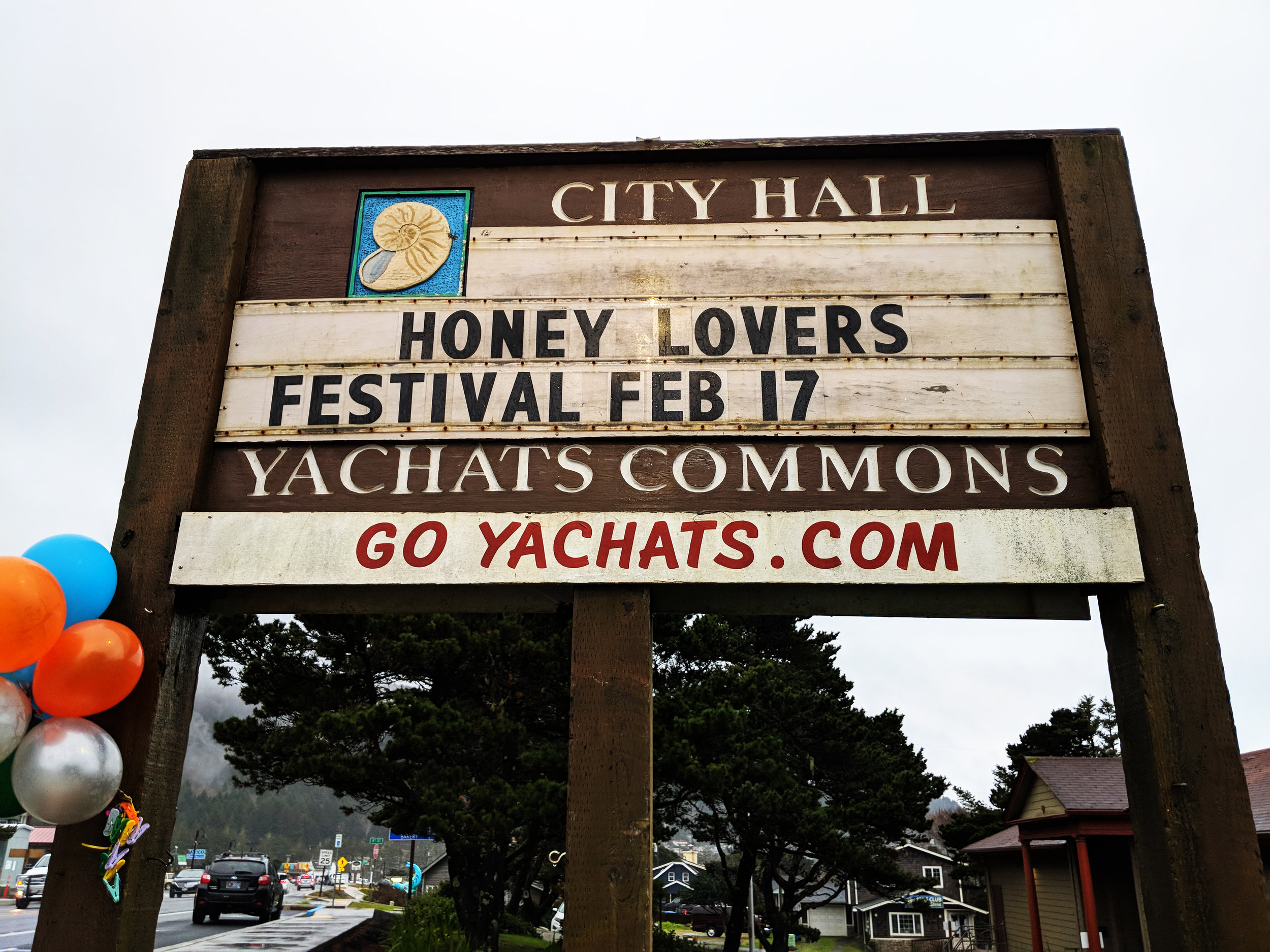 honeylovers_sign_01.jpg