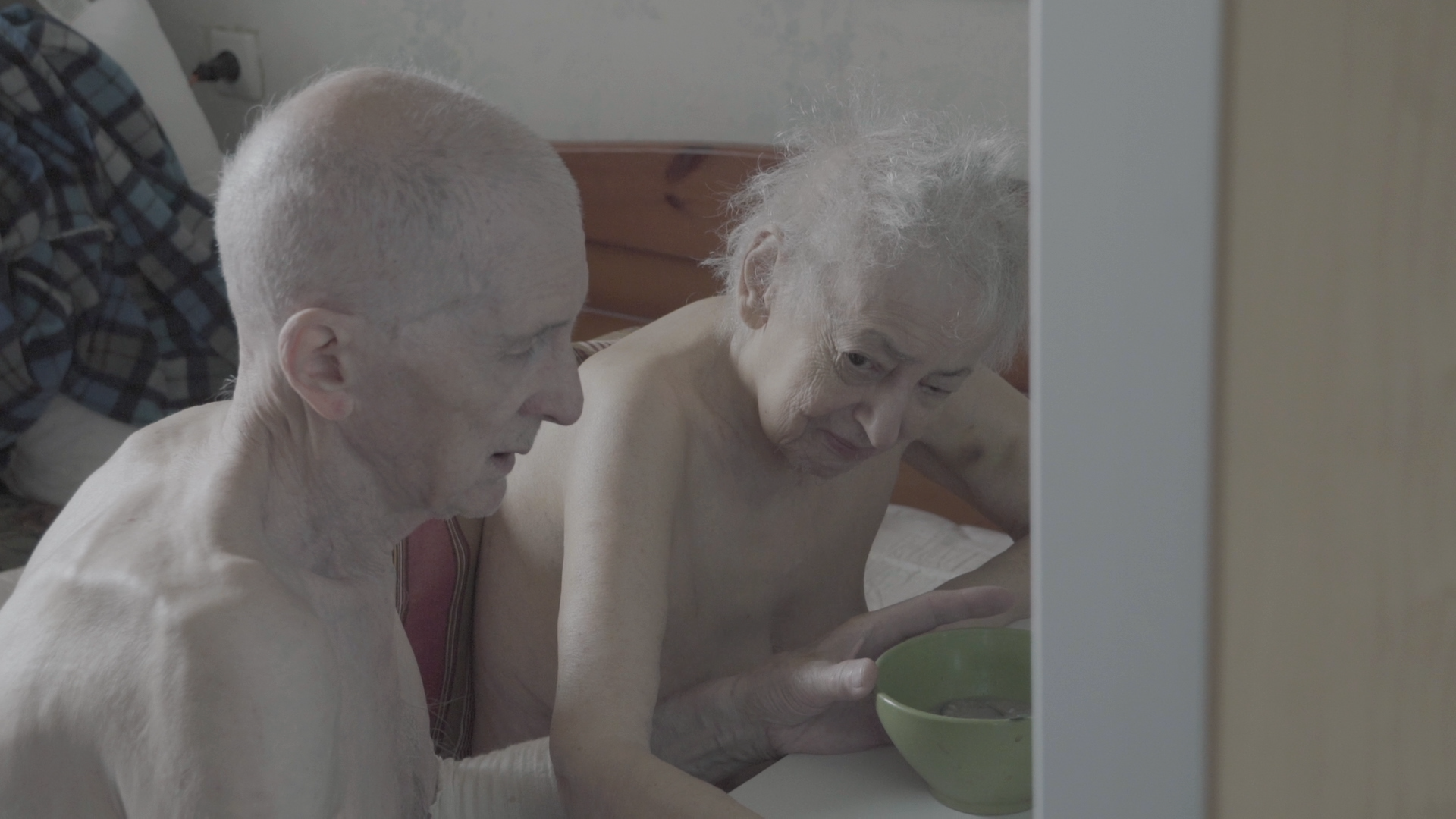 BEST DOCUMENTARY SHORT Oleg , dir. Boris Krichevsky & Alexander A. Brodsky