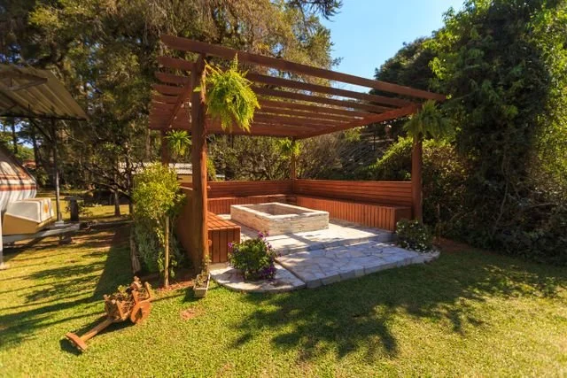 Arizona HOAs Can No Longer Ban Backyard Shade Structures