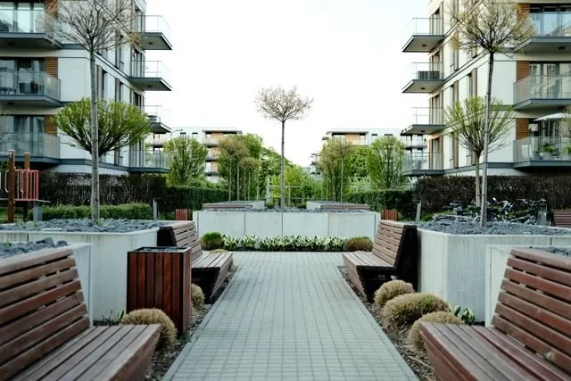 hoa landscape area