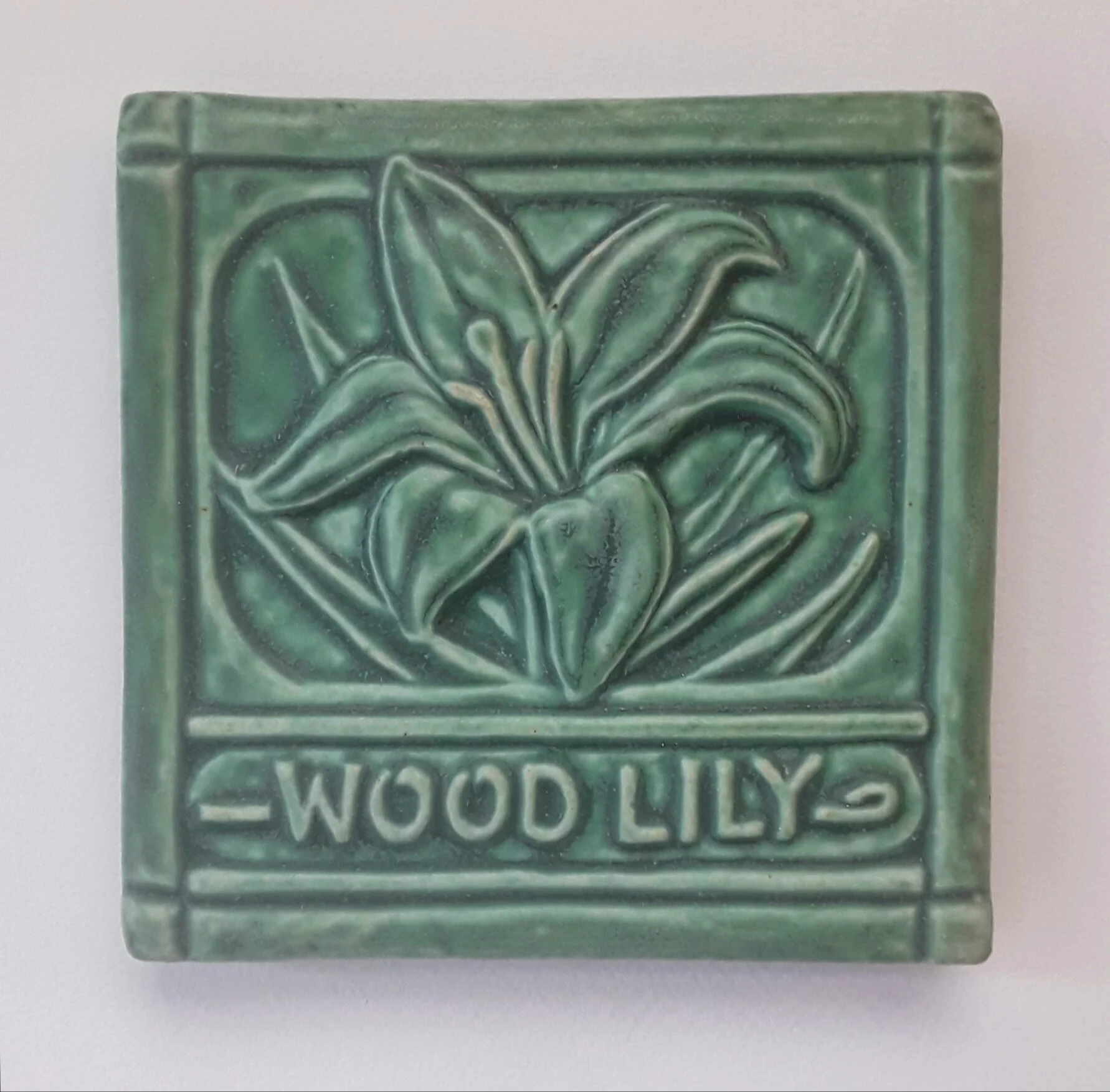 Wood Lily 4x4 Art Tile