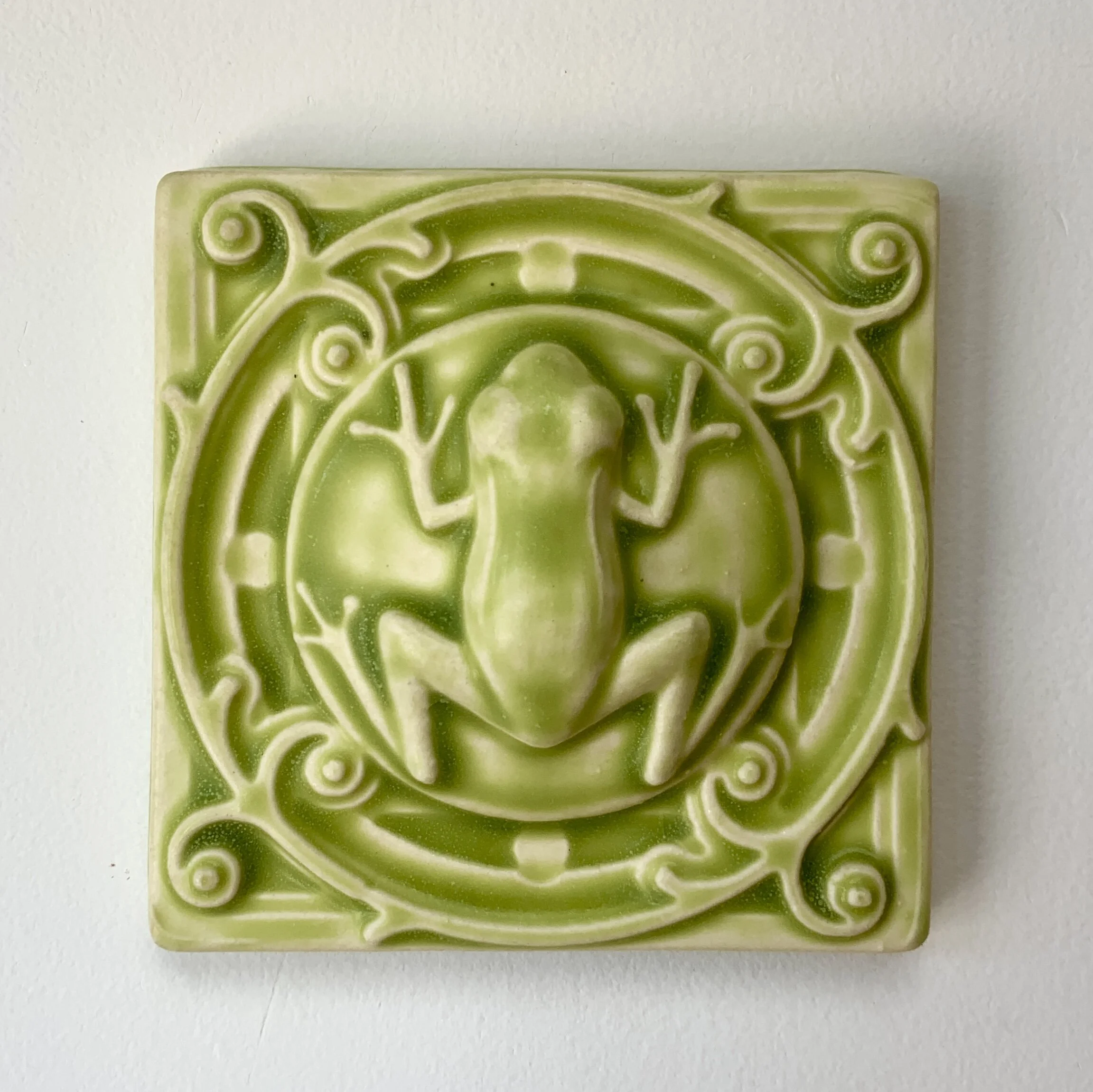 Tree Frog Ceramic Art Tile in Chartreuse Glaze. Hand made in Michigan 4x4 inches.