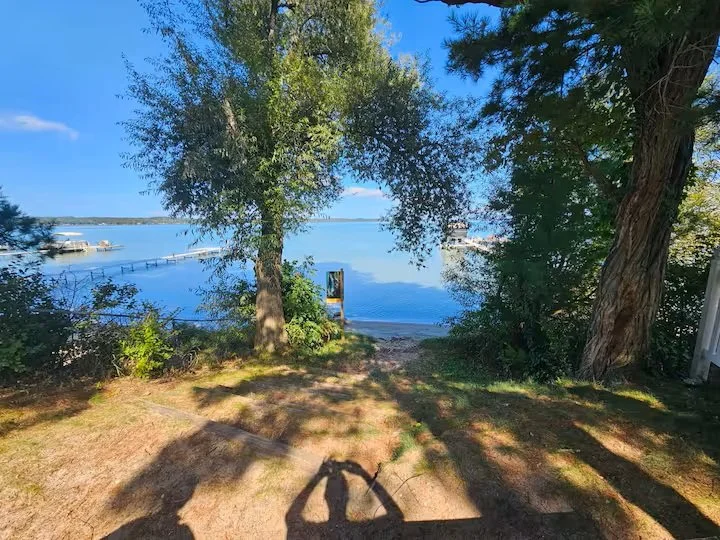 Reconnect at Torch Lake: An analog wellness retreat. Escape digital burnout with tactile therapy and pottery, finding mental health restoration in Michigan’s natural beauty.