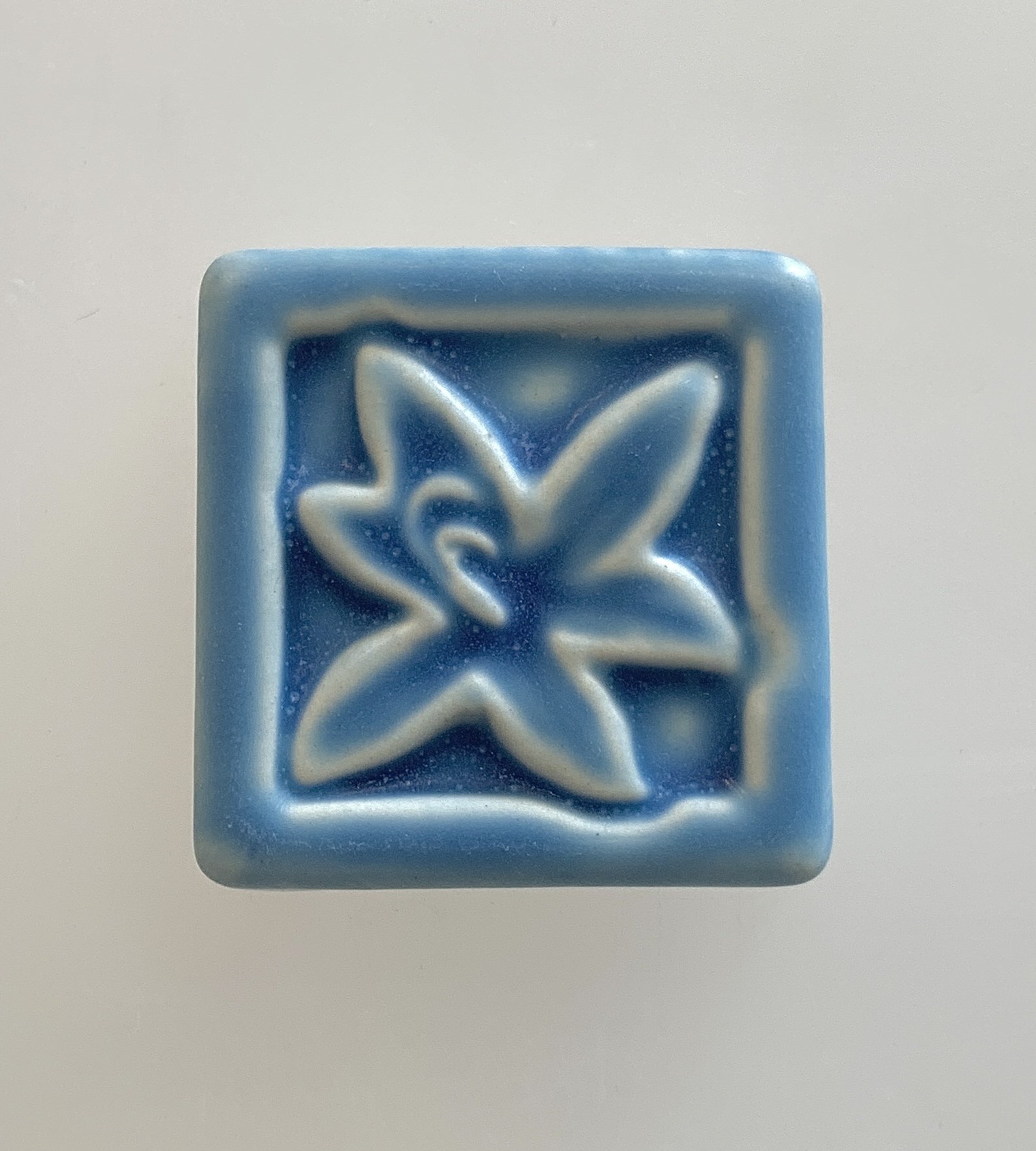 Hosta flower tile 2x2 freshwater blue.jpg