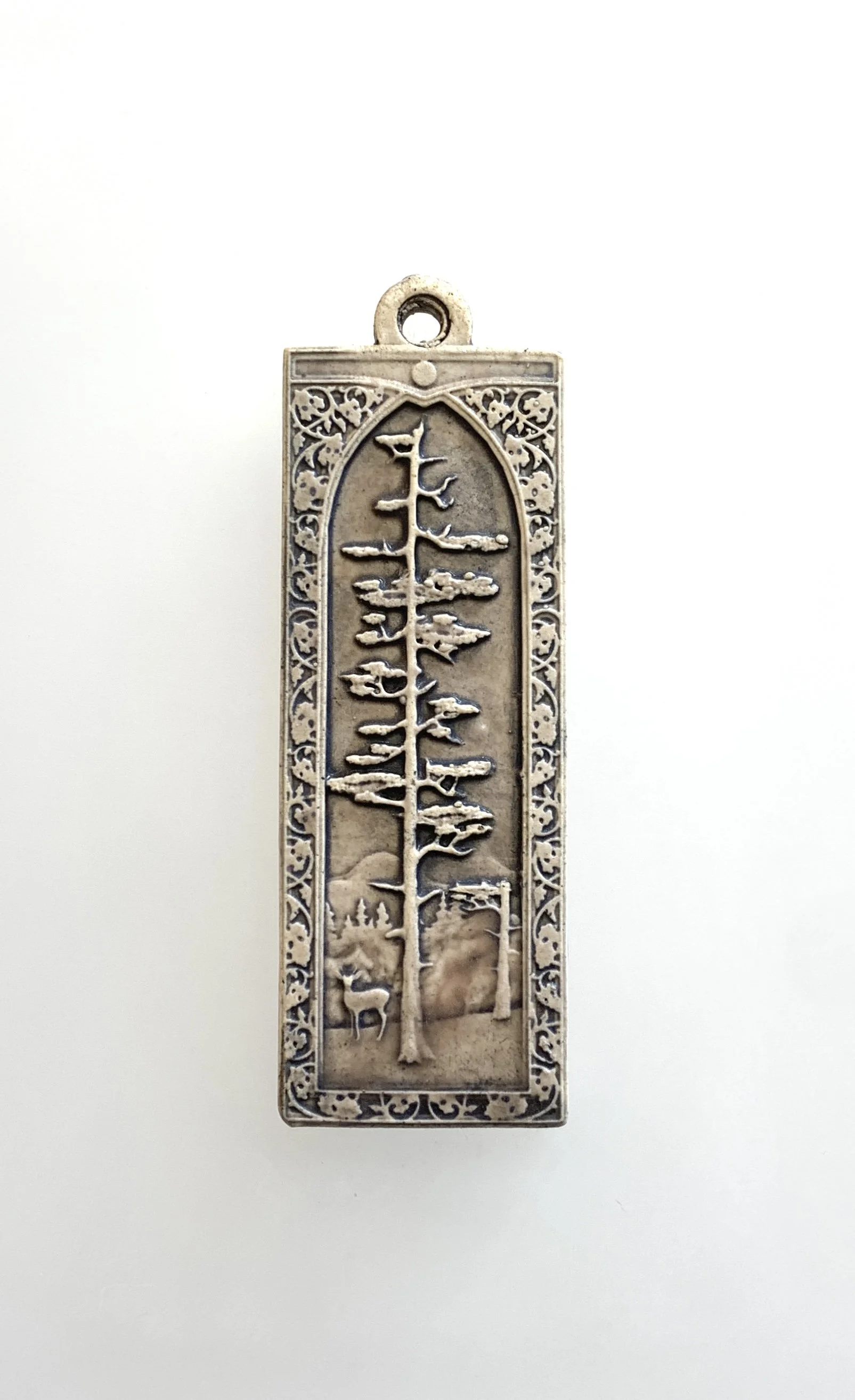 Redwood Ornament Sepia Glaze