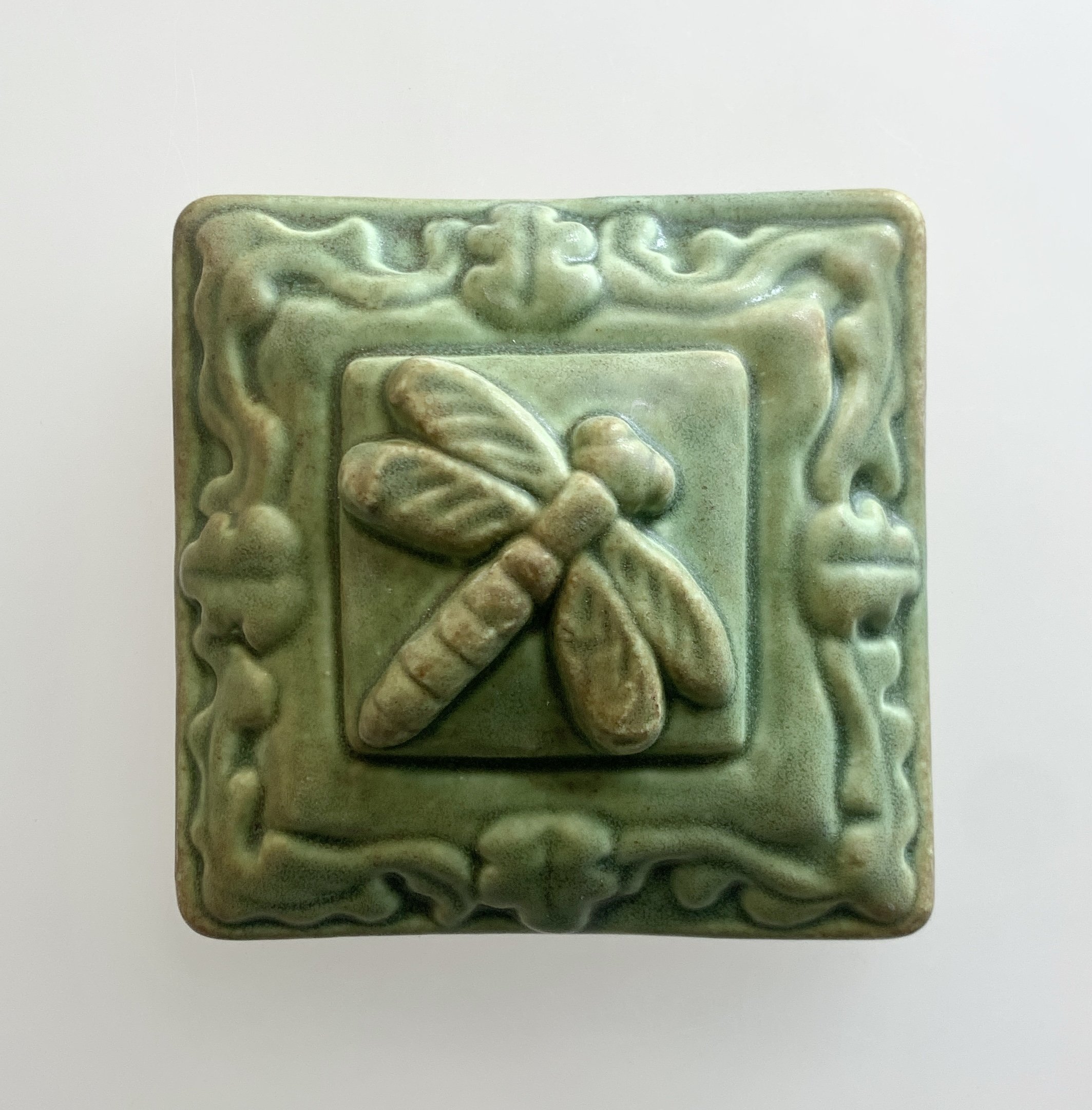 Dragonfly floral 4 x 4oakhill.JPG