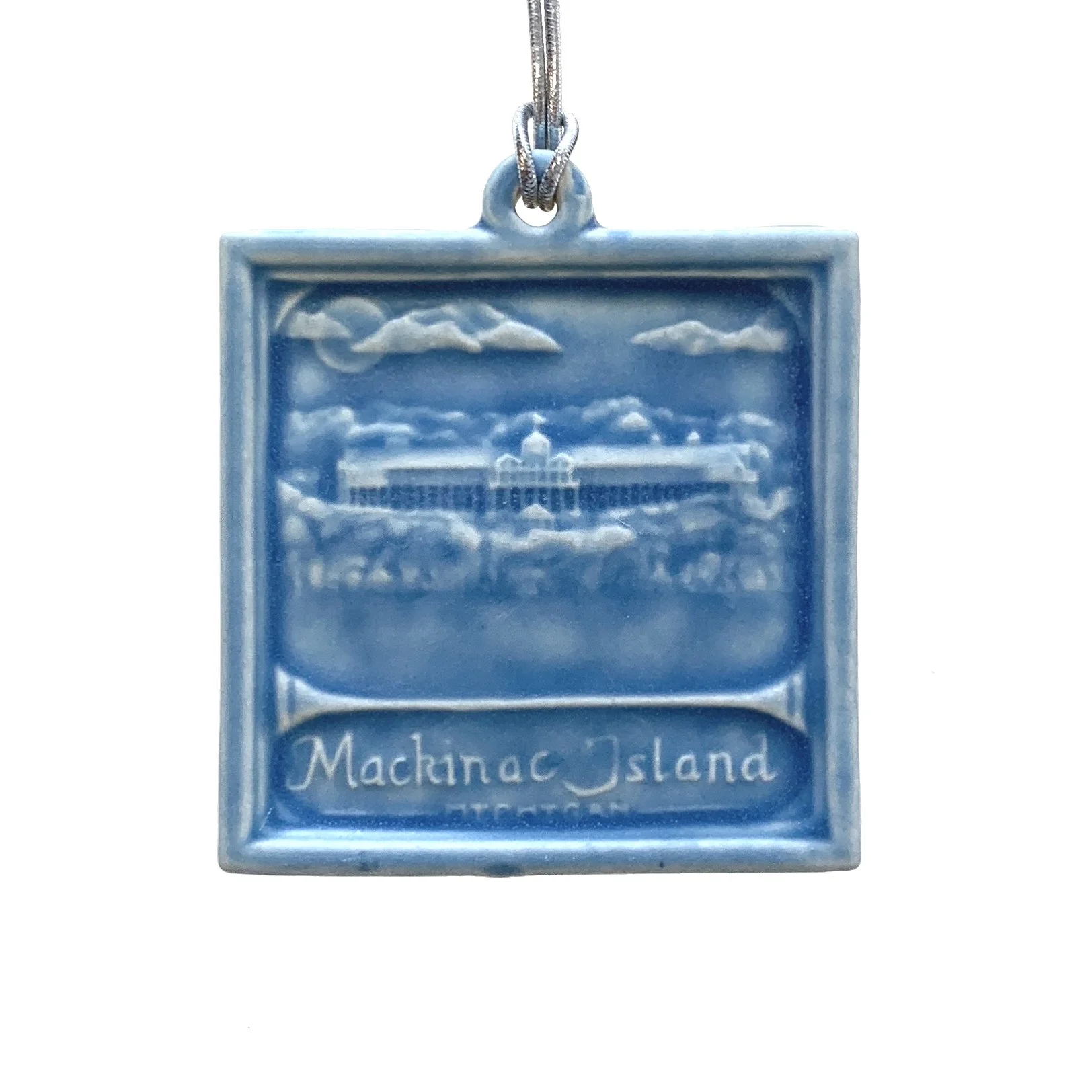 Mackinac island hotel ornament freshwater.JPG