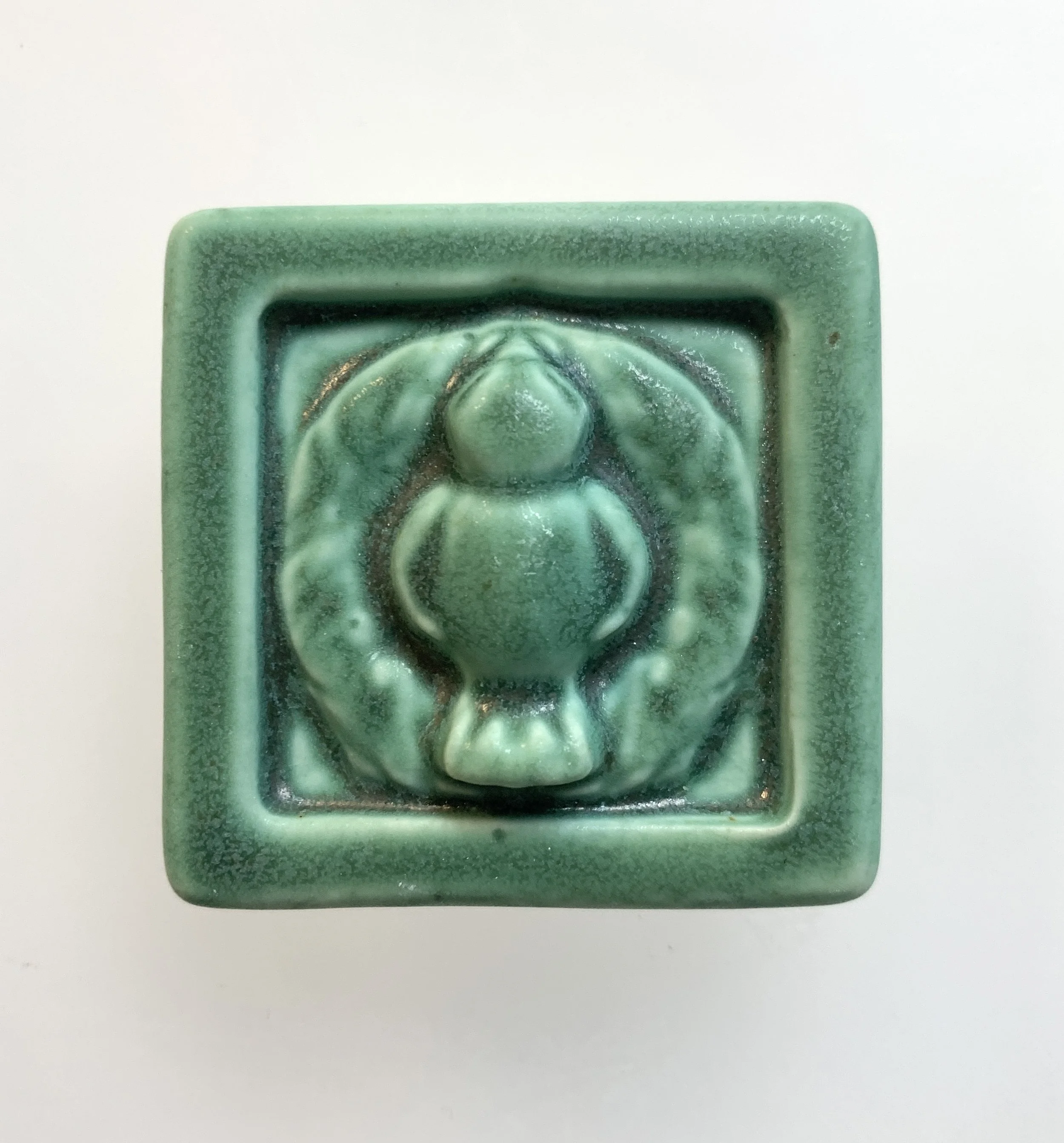 Bird in nest 2 x 2 leaf green.JPG