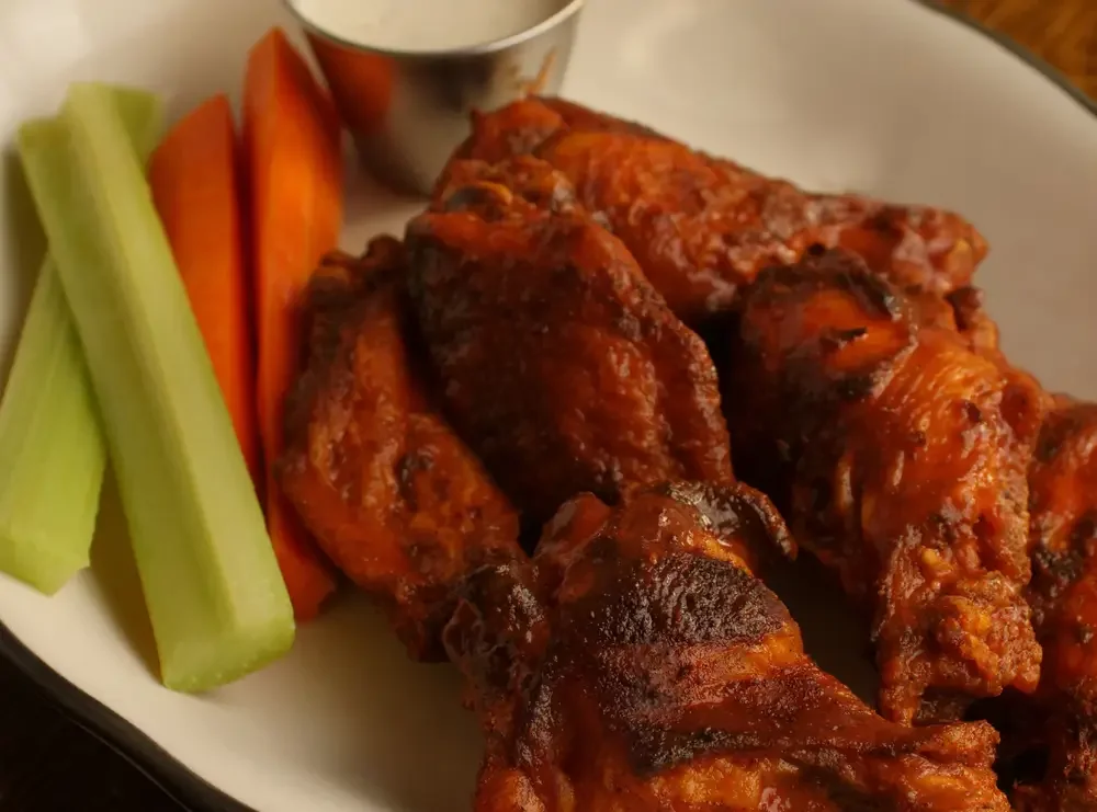 Hot wings made fresh at the Dutch Ale House in Saugerties, NY