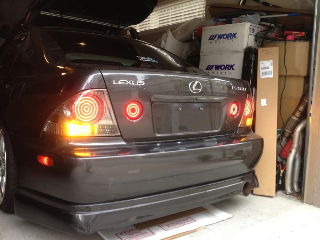 v1 brakes turn signal.jpg