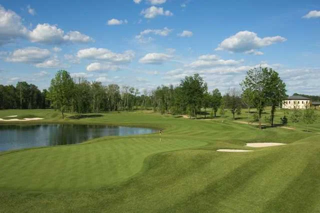 1757 is one the area’s most well-rated courses.