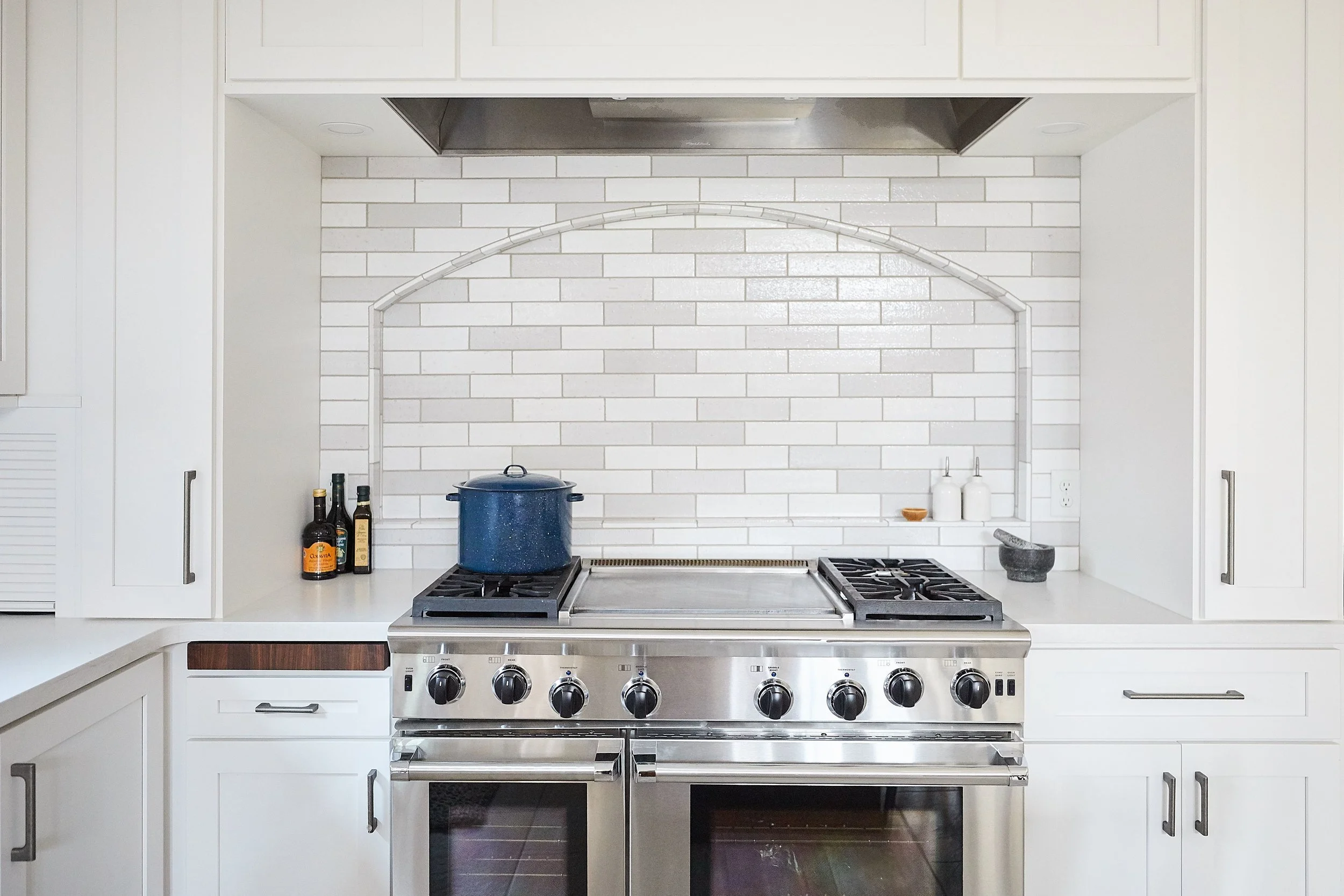 HELMUT Custom Kitchen & Bathroom