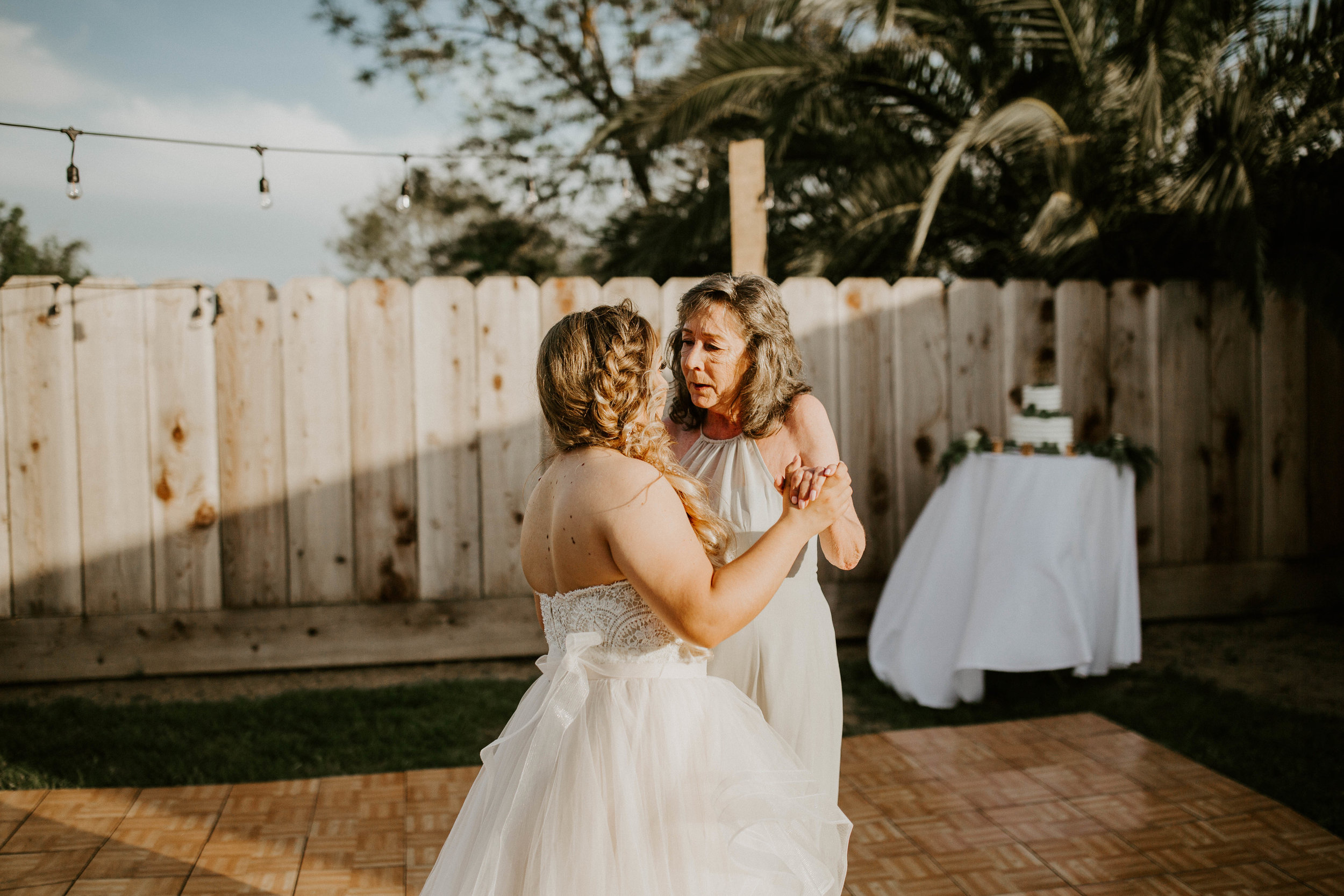 Kelsee&Yudith'sbackyardintimatewedding(404of646).jpg