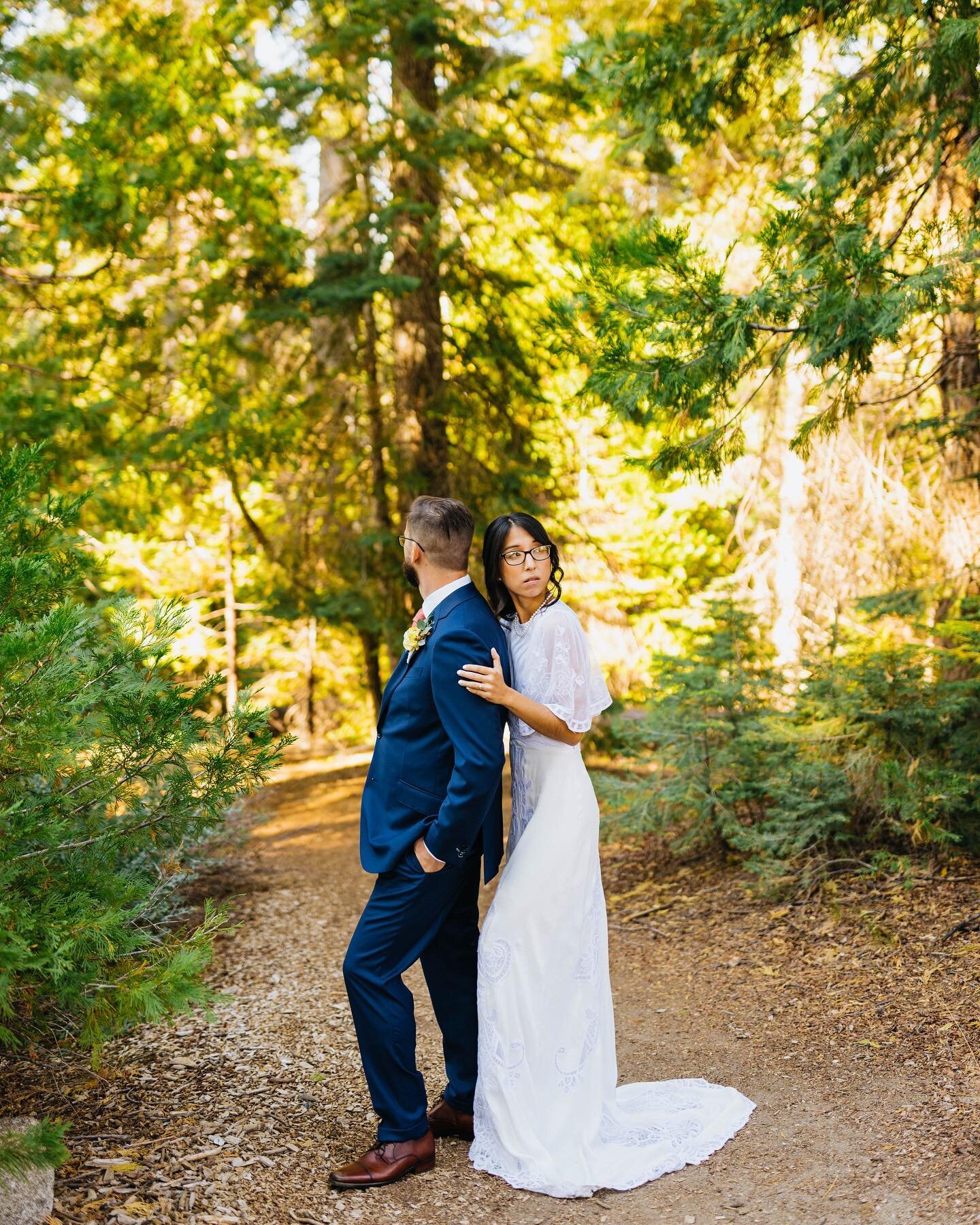 Benjamin + Megan&rsquo;s elopement near Yosemite 🌿 I just seriously love how magical the forest can make any photo feel✨