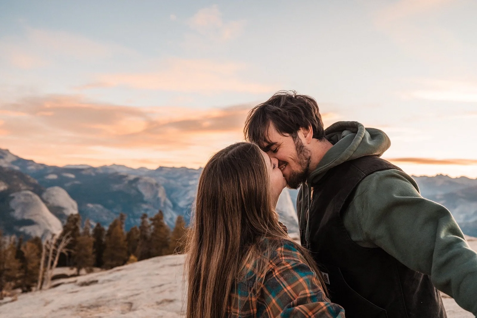 Engagement-photos-at-Sentinel-dome-in-yosemite-national-park-21.jpg