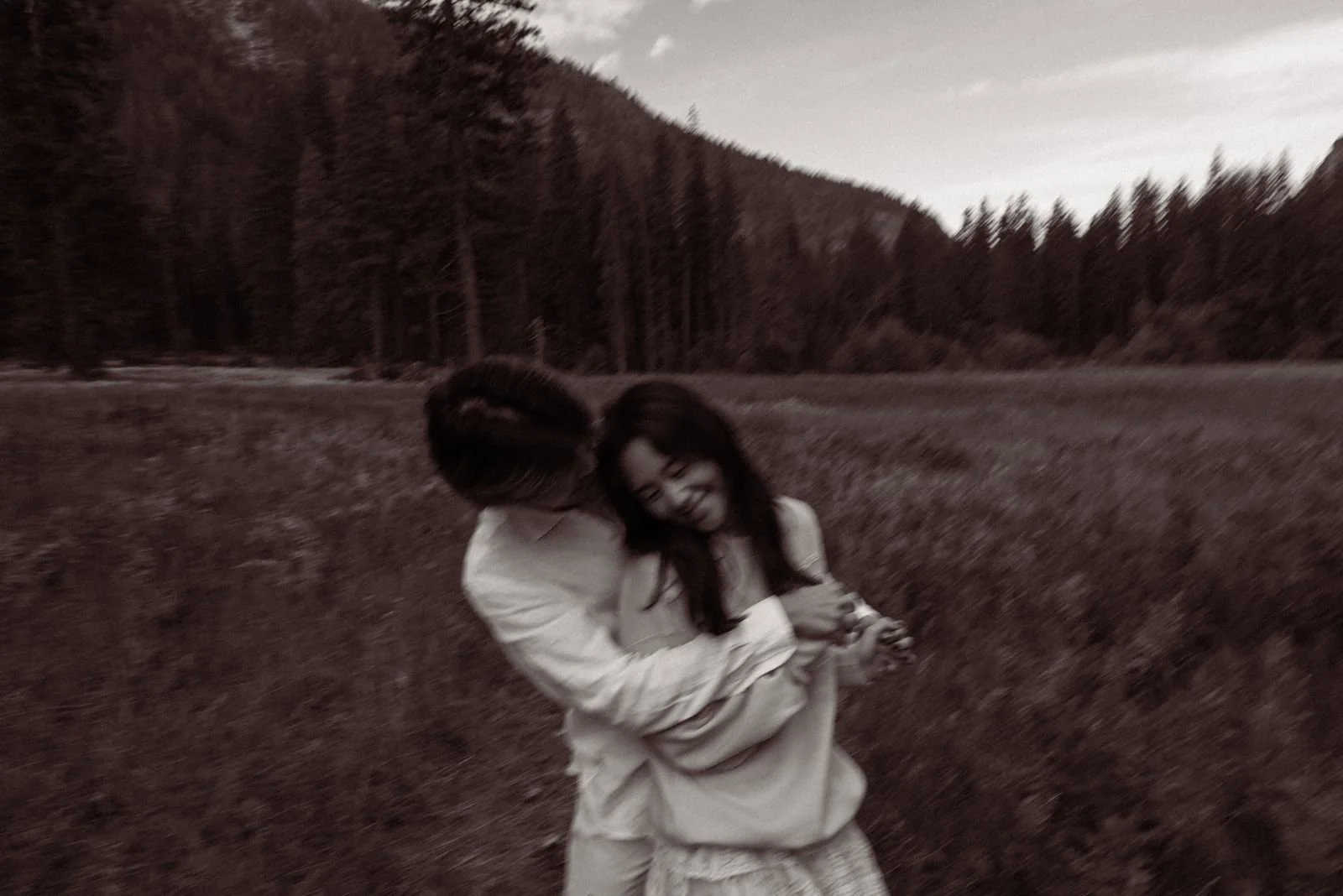 yosemite-engagement-photos-1.jpg (Copy)