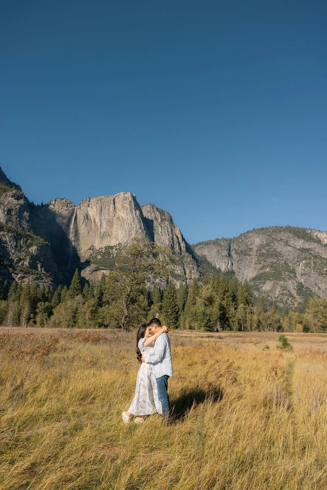 yosemite-valley-engagement-photos-5.jpg