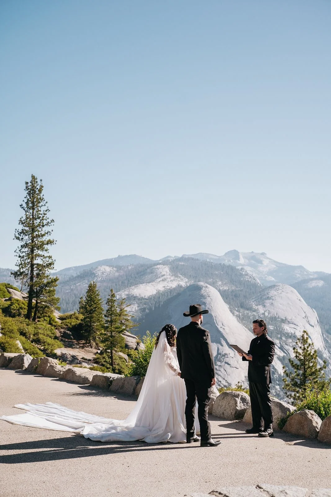 inside-look-at-my-glacier-point-wedding-4.jpg