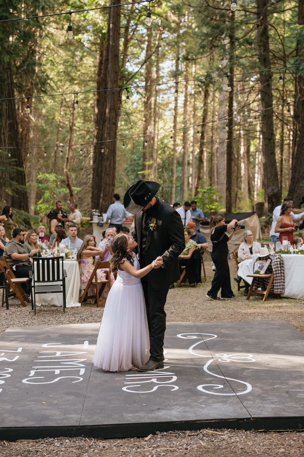 the-yosemite-cabin-wedding-12.jpg