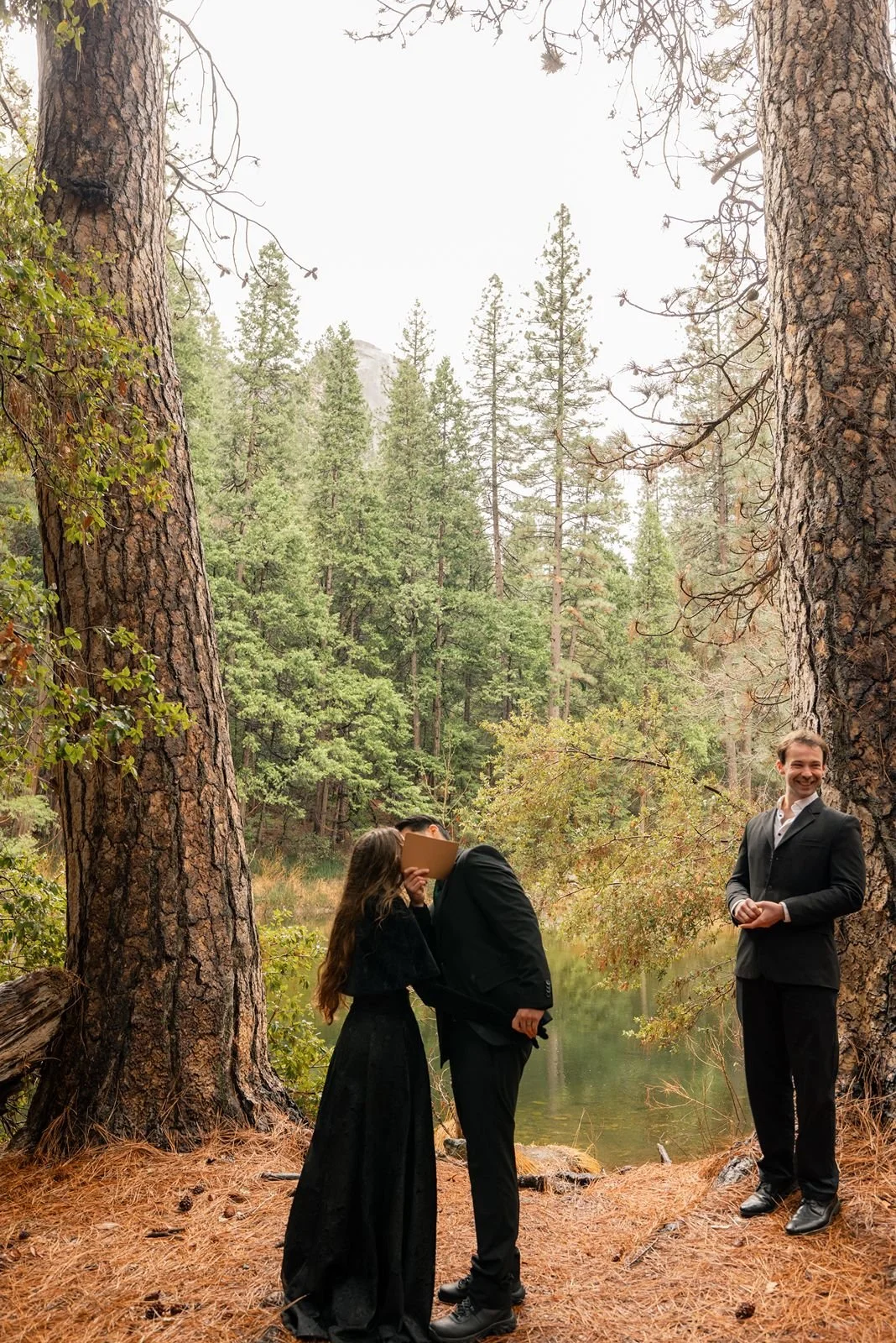 winter-yosemite-valley-wedding-11.jpg