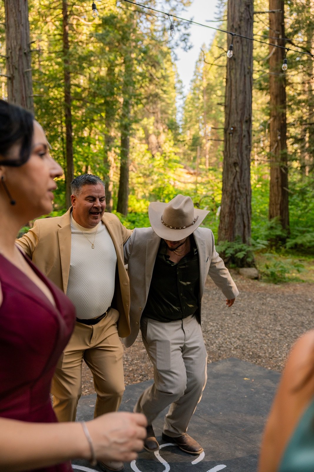Yosemite-cabin-wedding-reception-13.jpg