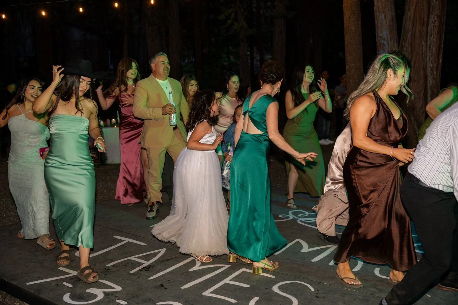 Yosemite-cabin-wedding-reception-16.jpg