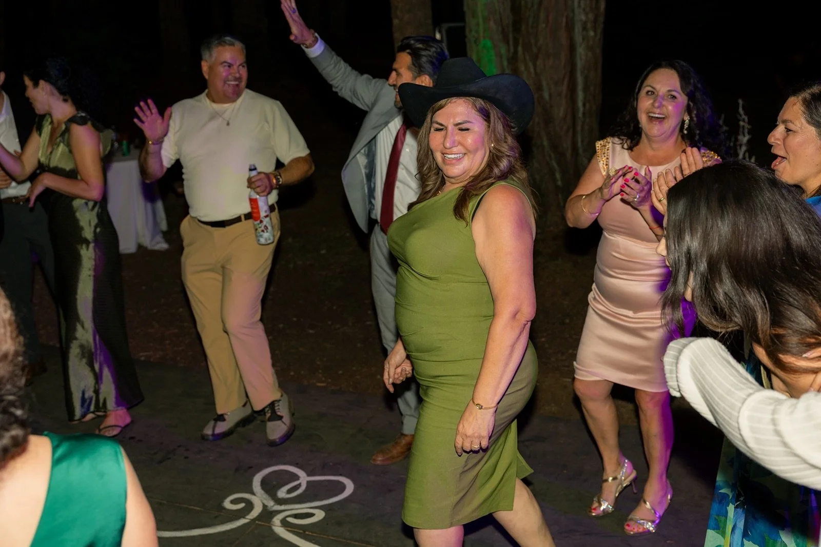 Yosemite-cabin-wedding-reception-20.jpg