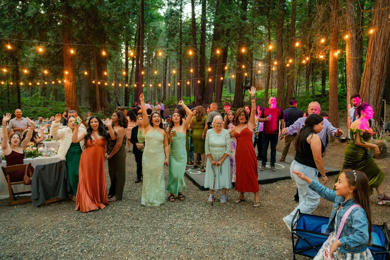 Yosemite-cabin-wedding-reception-54.jpg