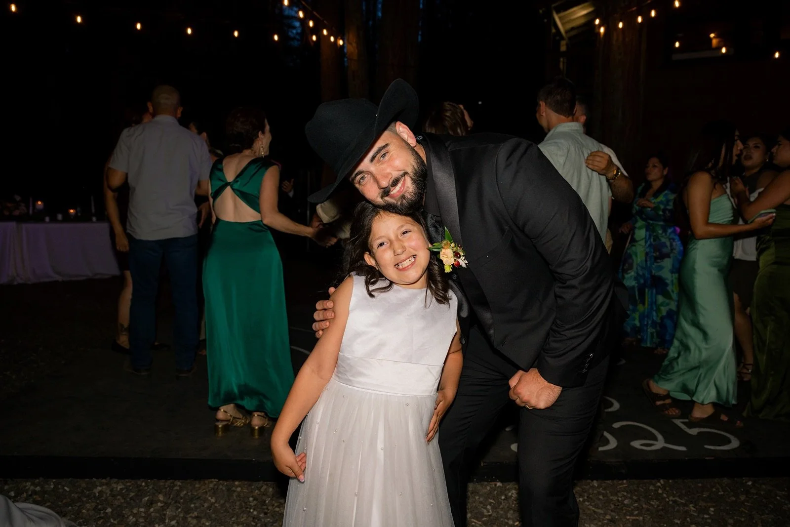 Yosemite-cabin-wedding-reception-61.jpg