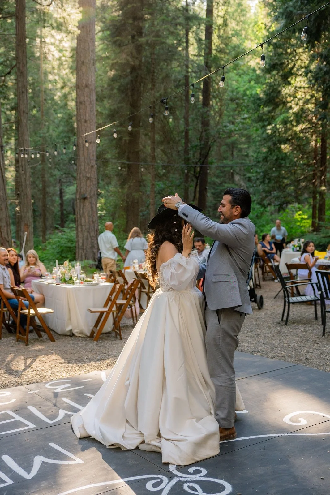 Yosemite-cabin-wedding-reception-76.jpg