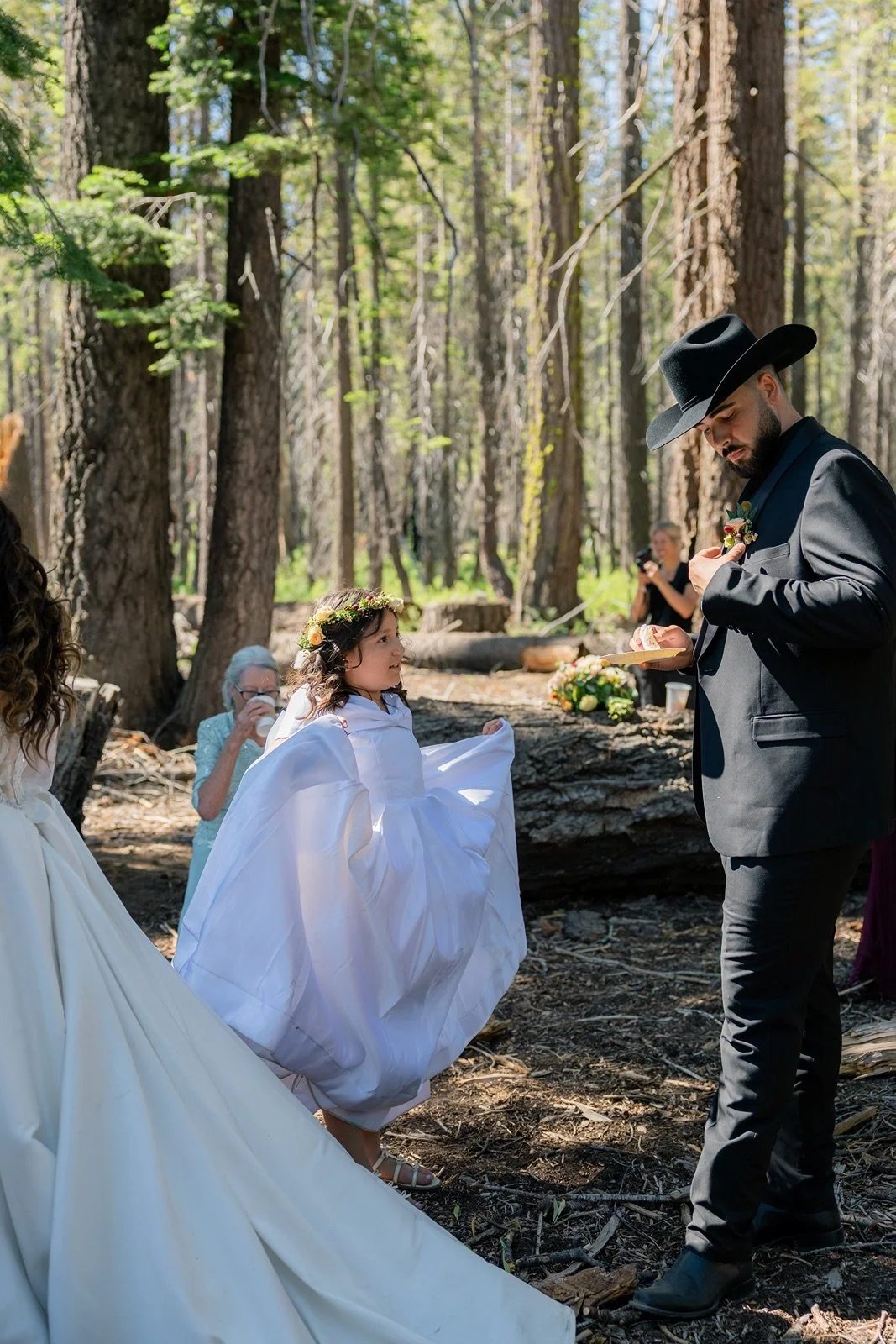 yosemite-wedding-picnic-9.jpg