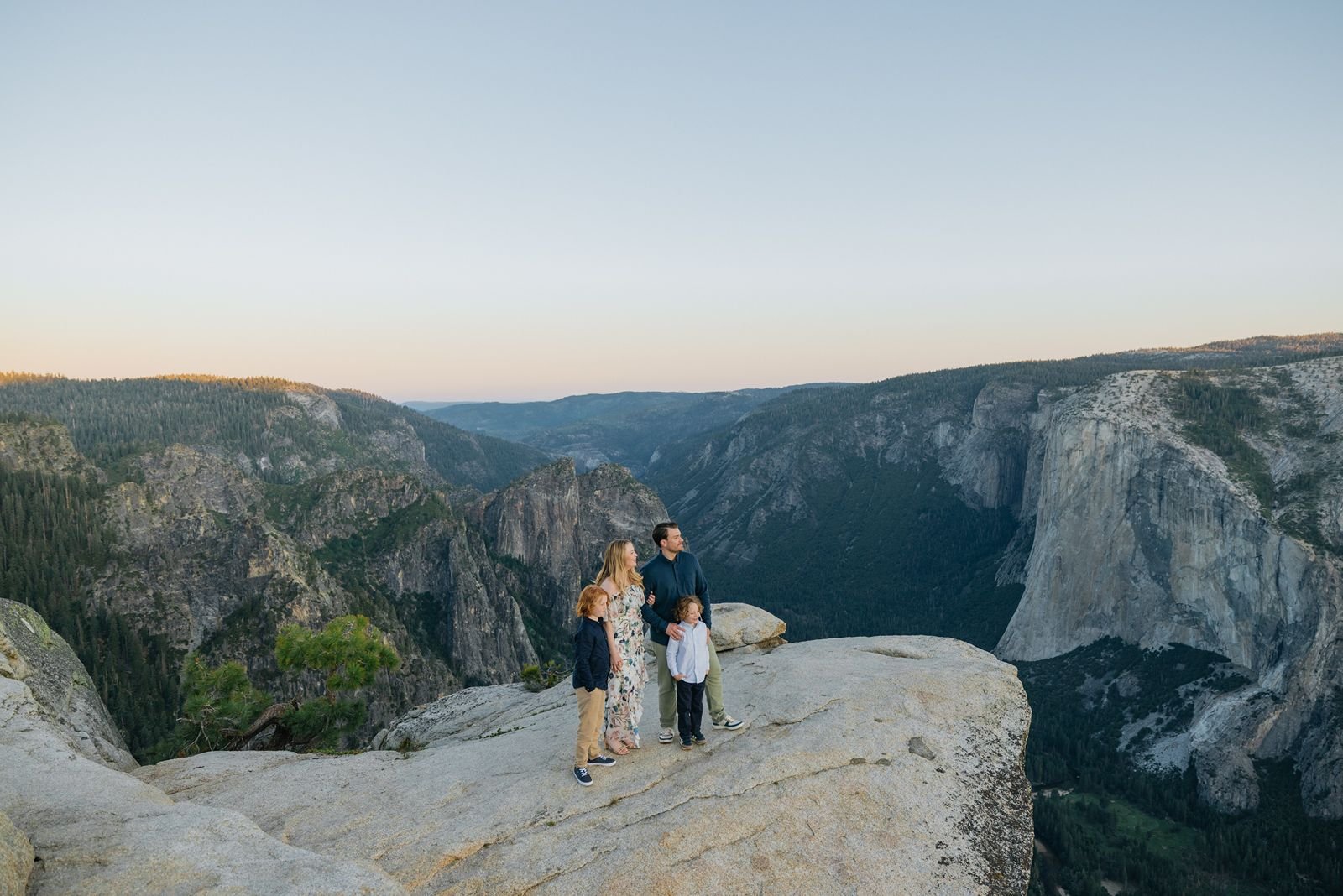 taft-point-wedding-family-portraits-5.jpg