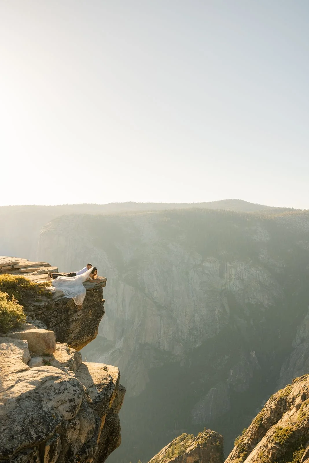 cliffside-taft-point-wedding20.jpg