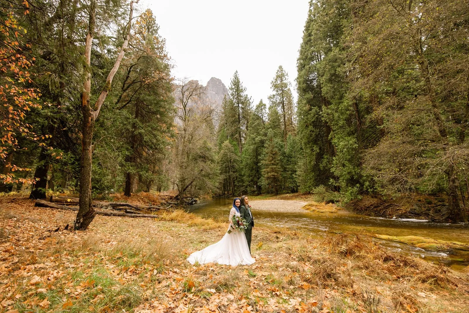 fall-wedding-yosemite-116.jpg