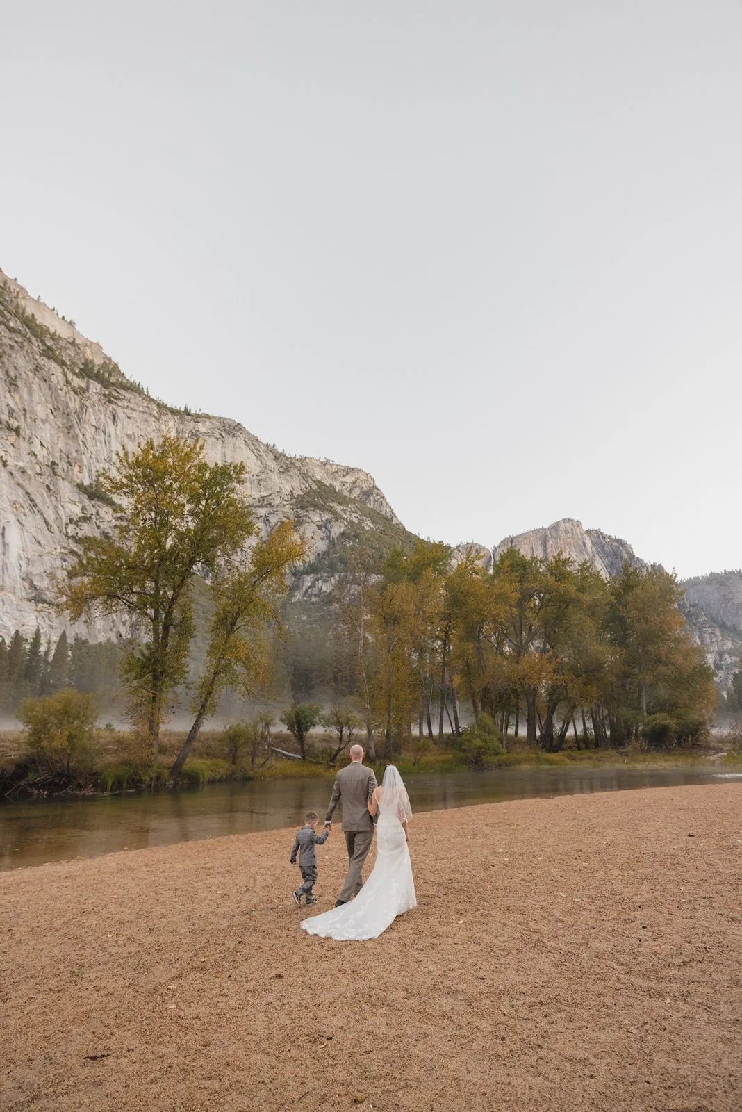 fall-wedding-portraits-yosemite-13.jpg