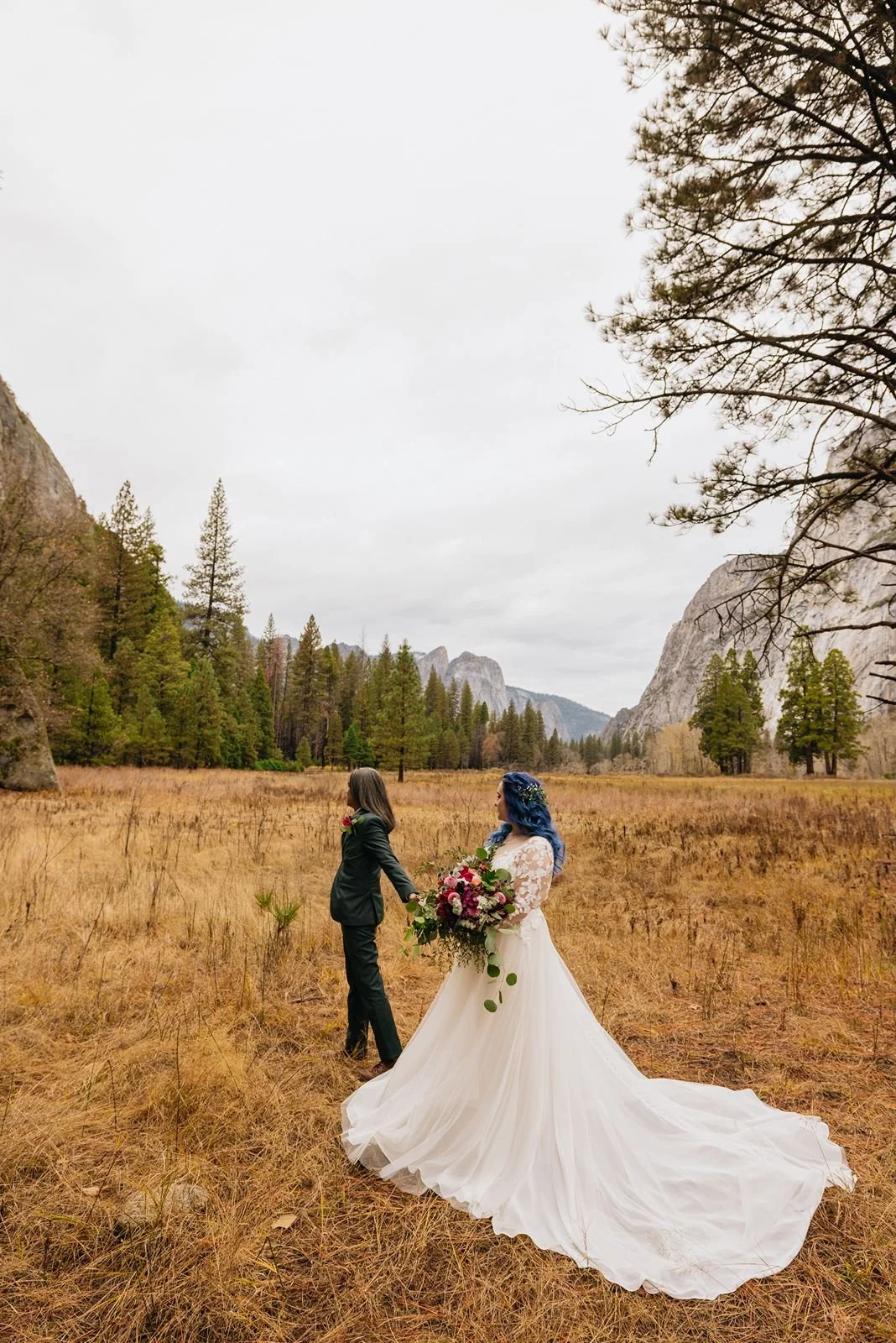 fall-wedding-yosemite-19.jpg