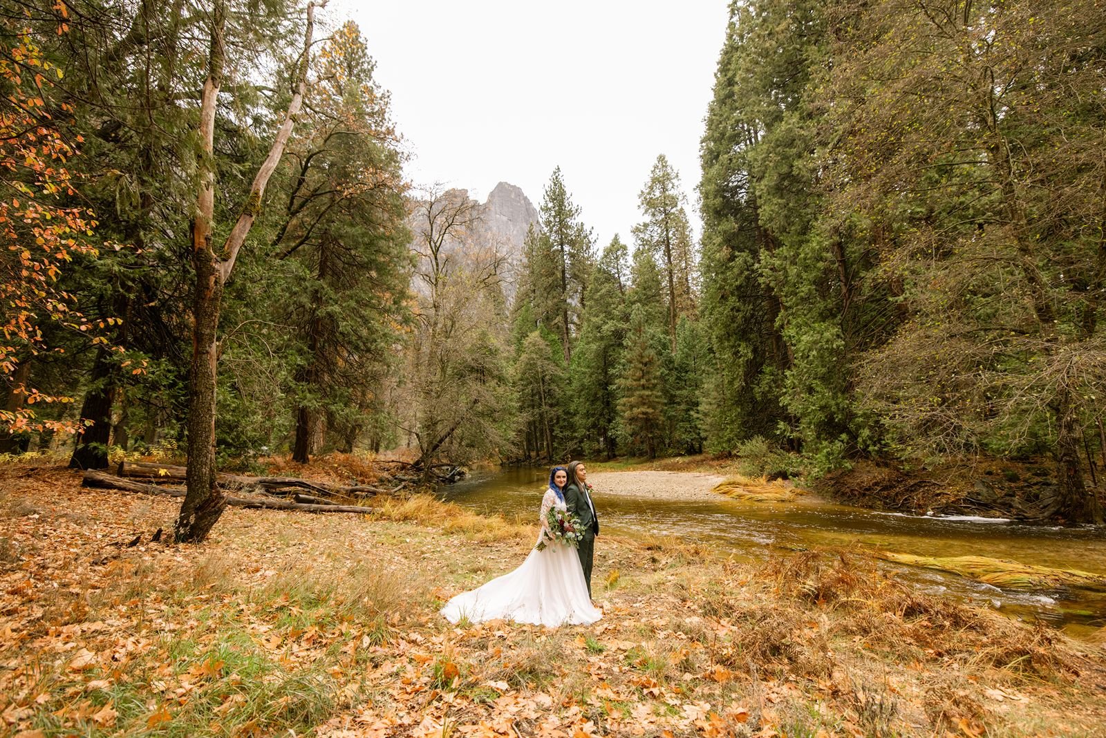 fall-wedding-yosemite-116.jpg