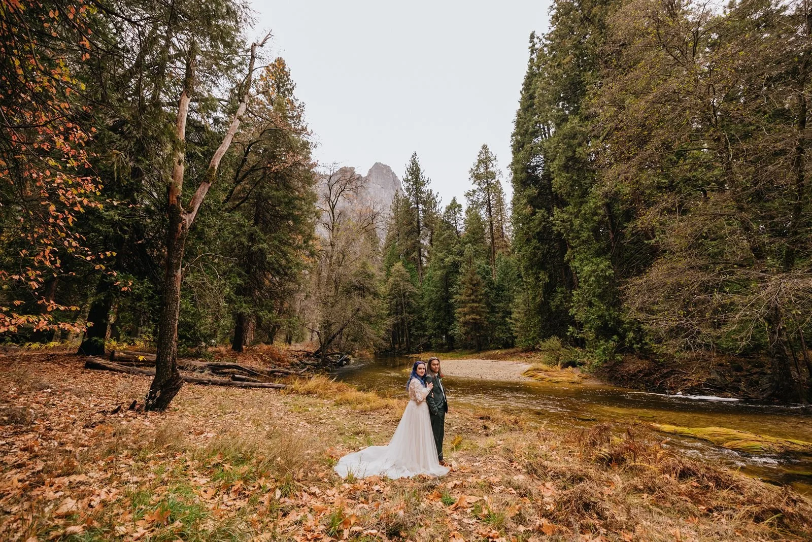 fall-wedding-yosemite-117.jpg