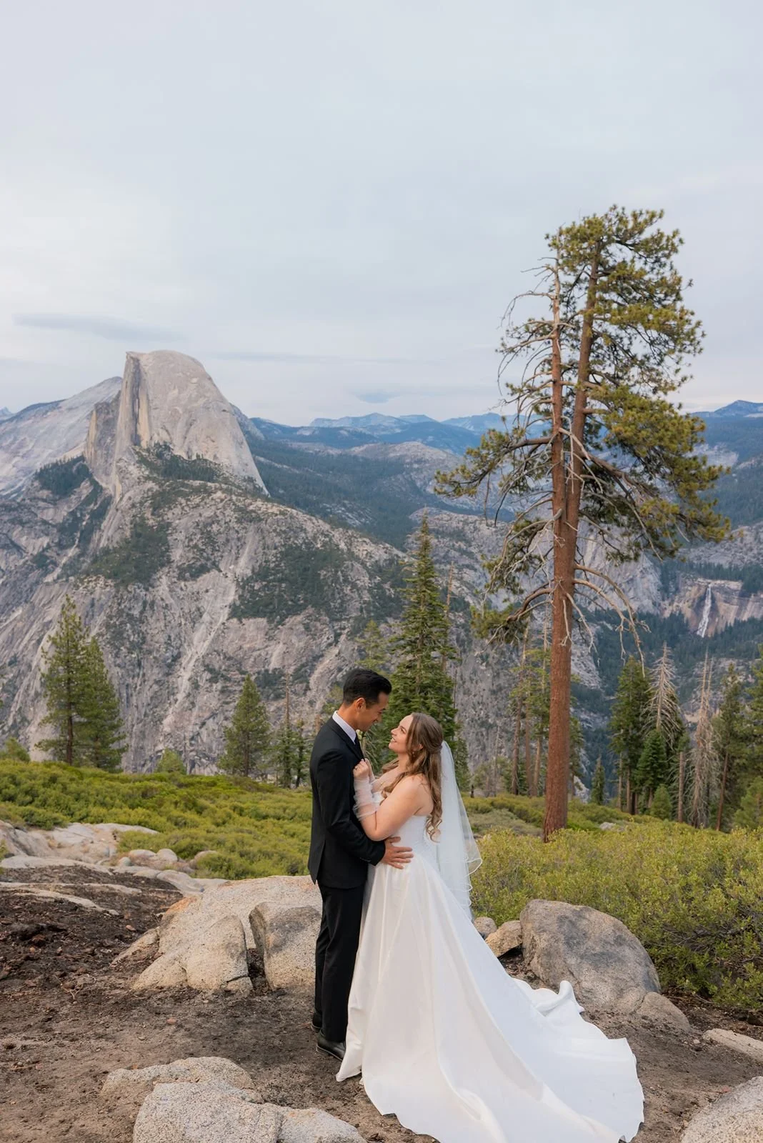 fall-wedding-yosemite-valley11.jpg