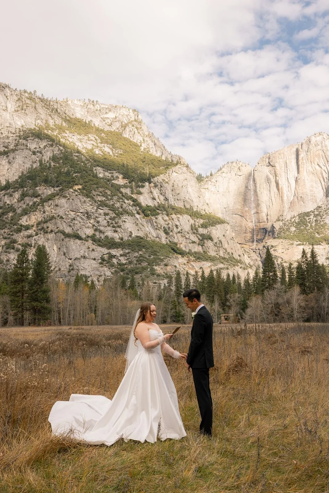 fall-wedding-yosemite-valley16.jpg
