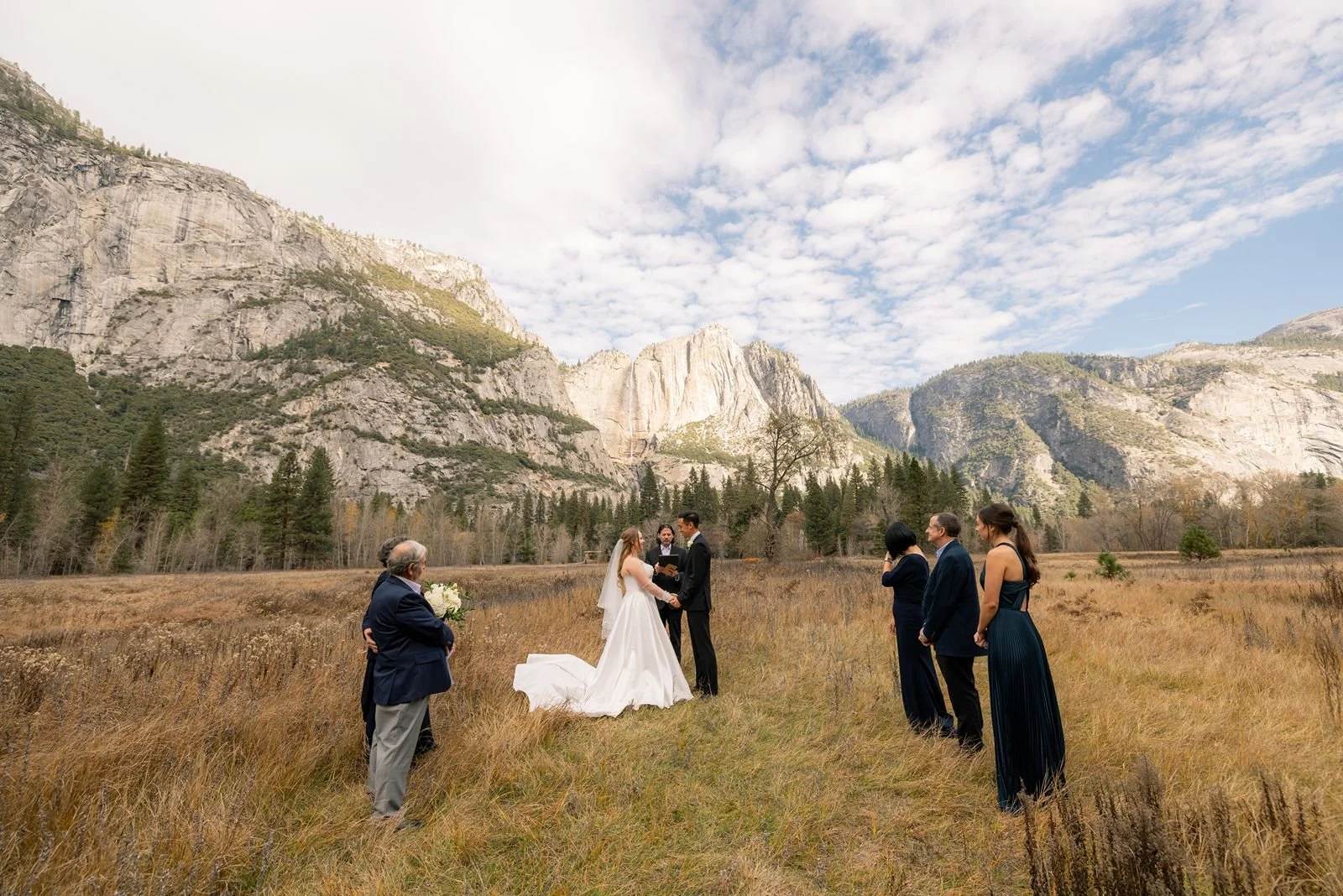 fall-wedding-yosemite-valley17.jpg